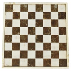 Tablero de ajedrez y damas vintage de estilo «Mid-Century Modern» con mosaico de mármol marrón