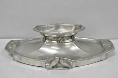 Vassoio da portata d'epoca in peltro Kayserzinn 4640, in stile Art Nouveau tedesco, con motivi di uccelli