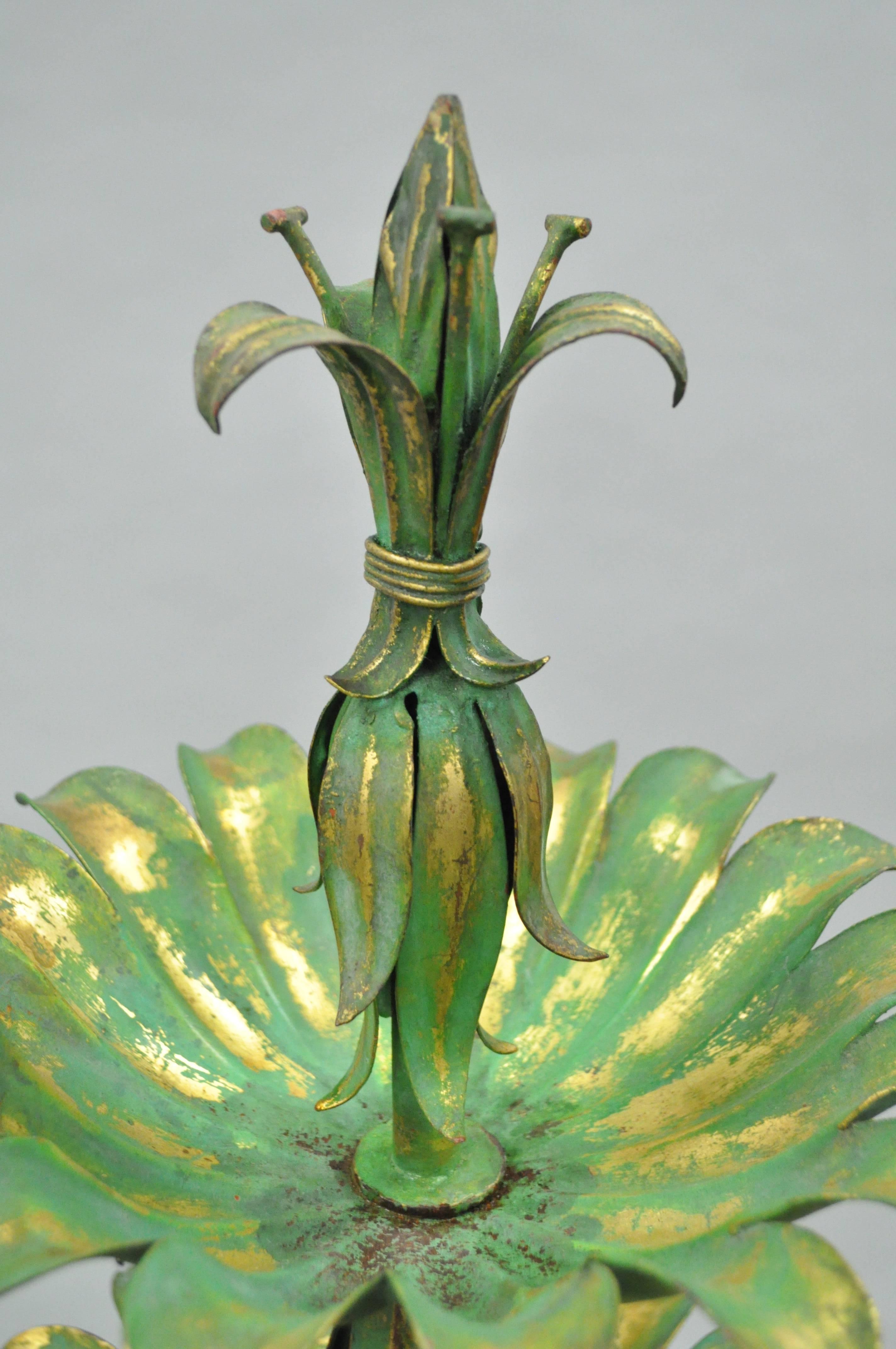 Sculpture italienne de palmier en métal doré vert et or de style Hollywood Regency de 152,4 cm Bon état - En vente à Philadelphia, PA
