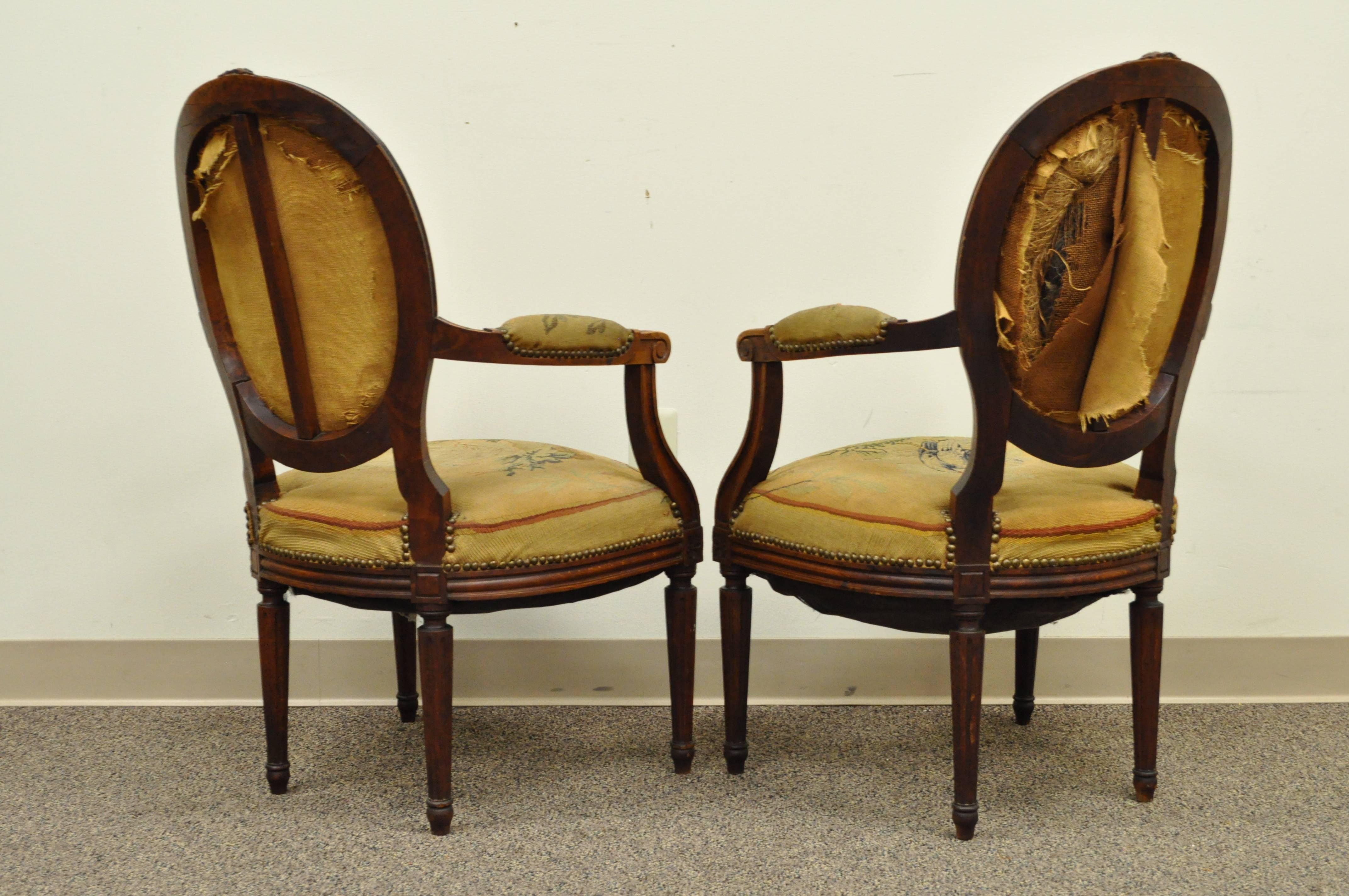 Pair of 19th Century French Louis XVI Style Walnut Armchairs For Sale 4
