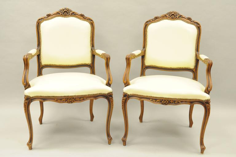 Pair of French Country Louis XV Style Living Room Italian Armchairs