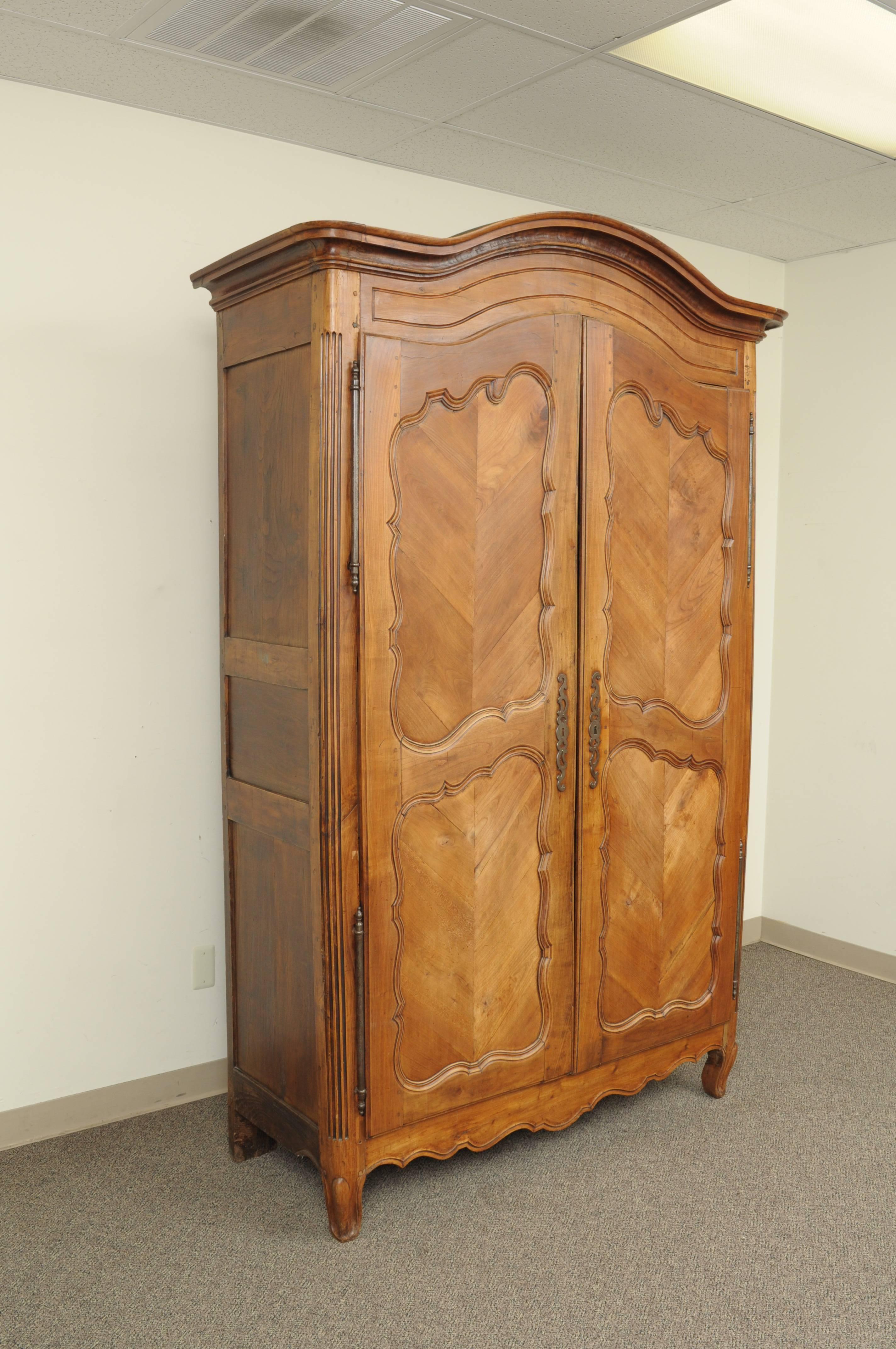 Country French Provincial Louis XV Walnut Bonnet Top Armoire Wardrobe Cabinet For Sale 1