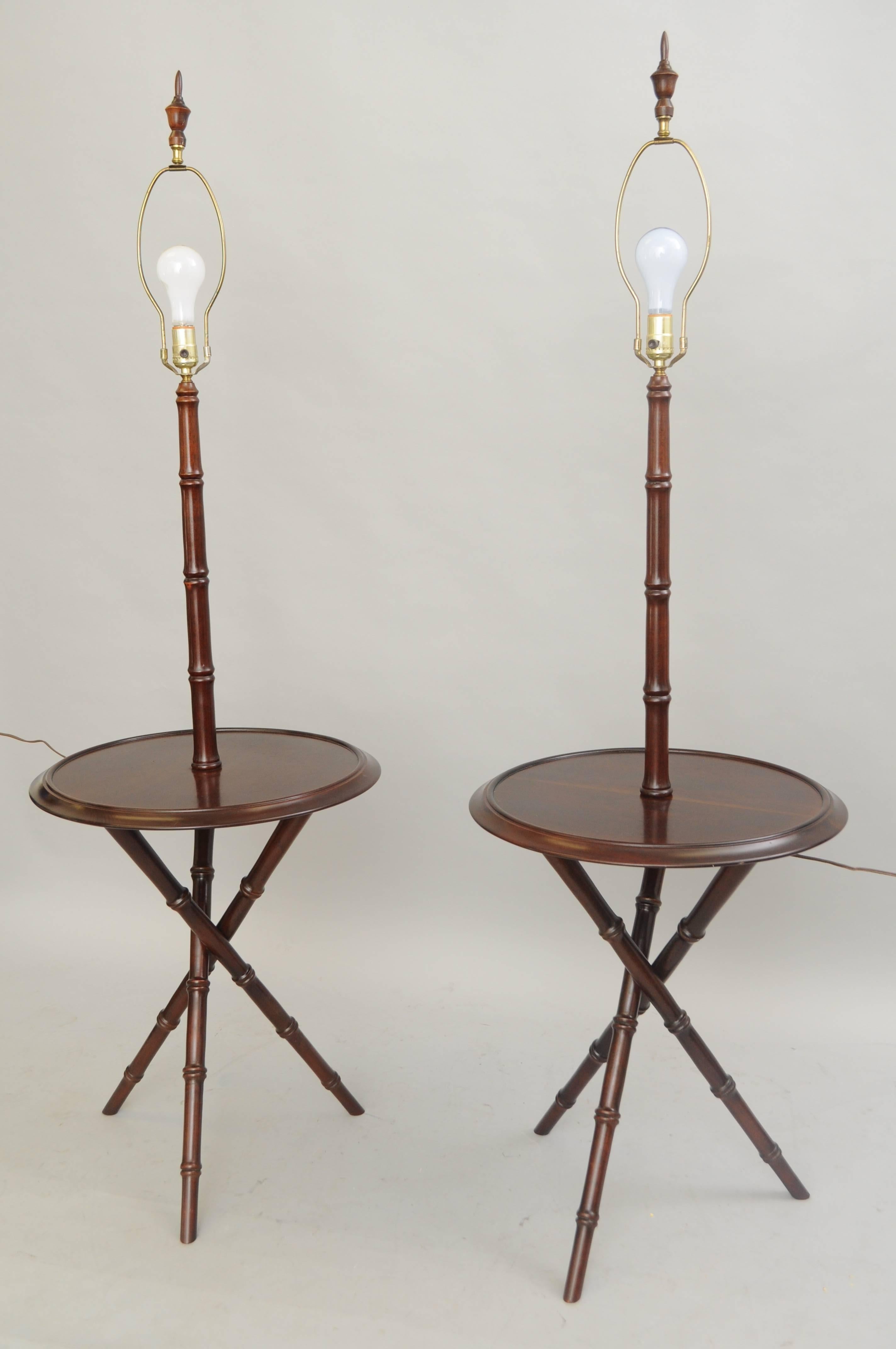 20th Century Pair of Chinese Chippendale Faux Bamboo Wood Tripod Floor Lamp Round End Tables