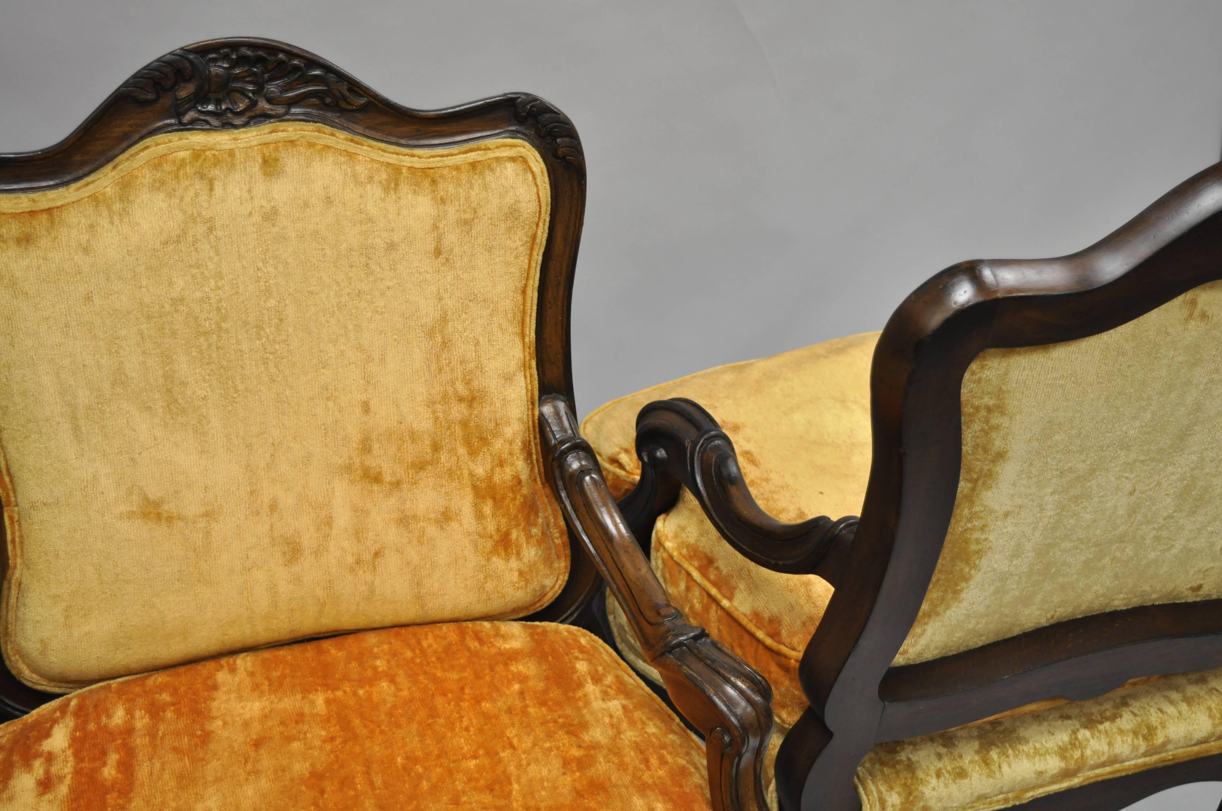Wood Pair of Vintage Hollywood Regency French Provincial Louis XV Style Arm Chairs For Sale