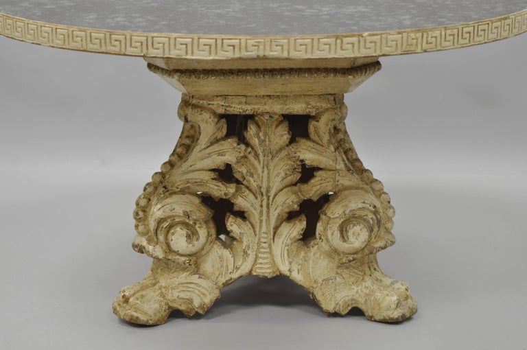 Italian Baroque Painted Carved Wood Pedestal Round Églomisé Glass Coffee Table For Sale 3