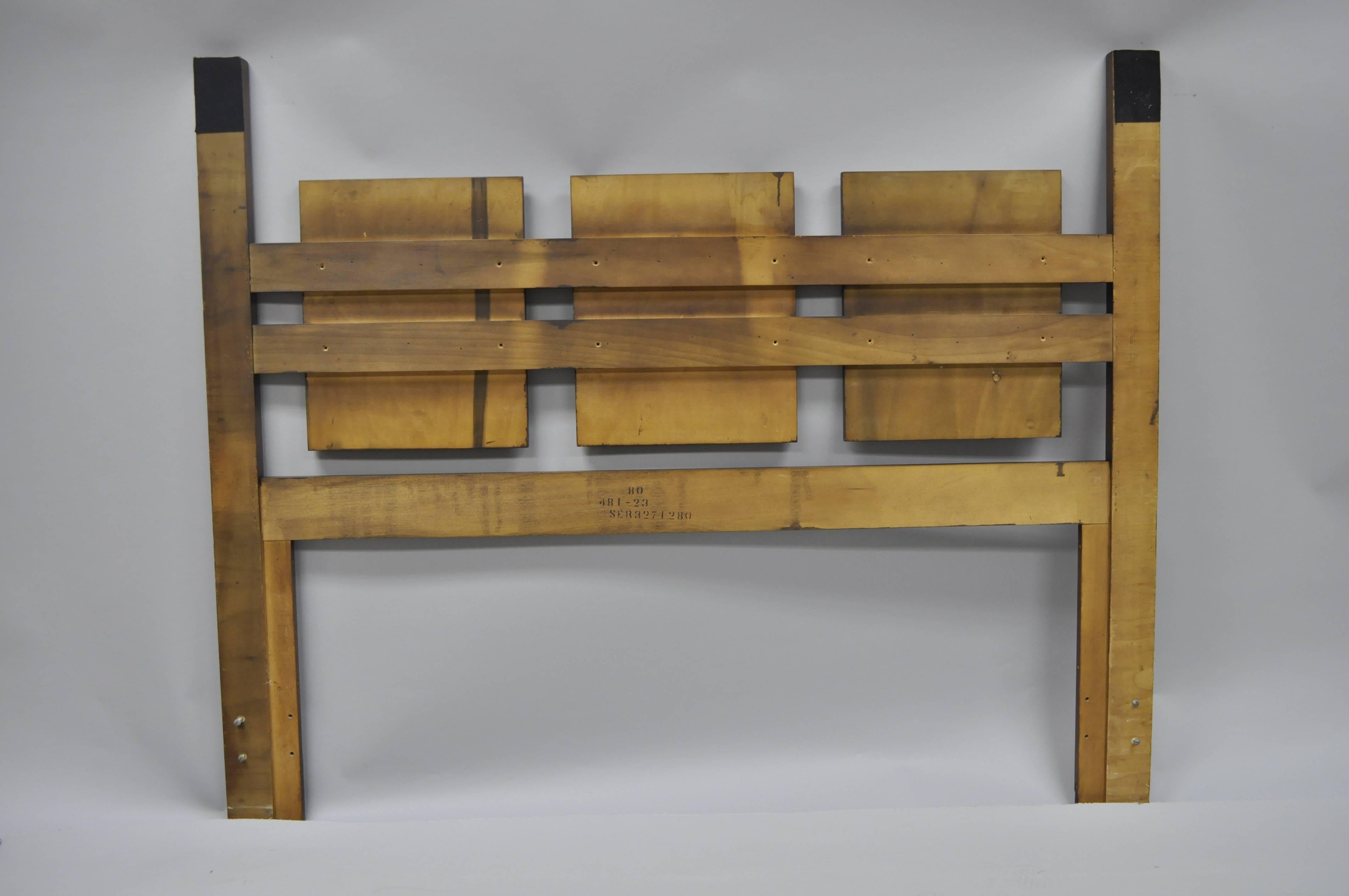 Lane Brutalist Queen Full Size Bed Headboard Vintage Mid-Century Modern In Good Condition In Philadelphia, PA