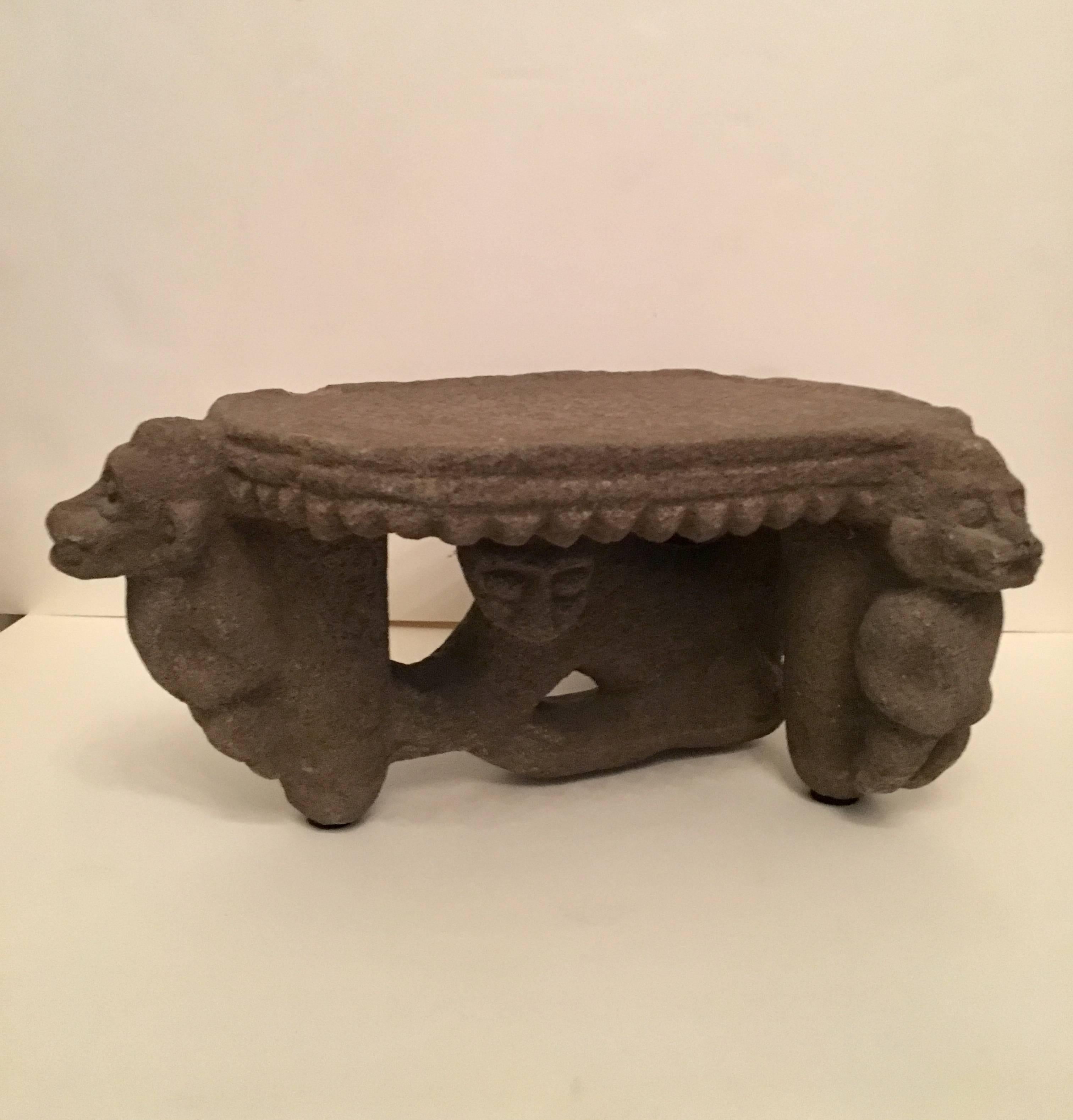 18th Century and Earlier Costa Rican Metate, circa 300-700 AD For Sale