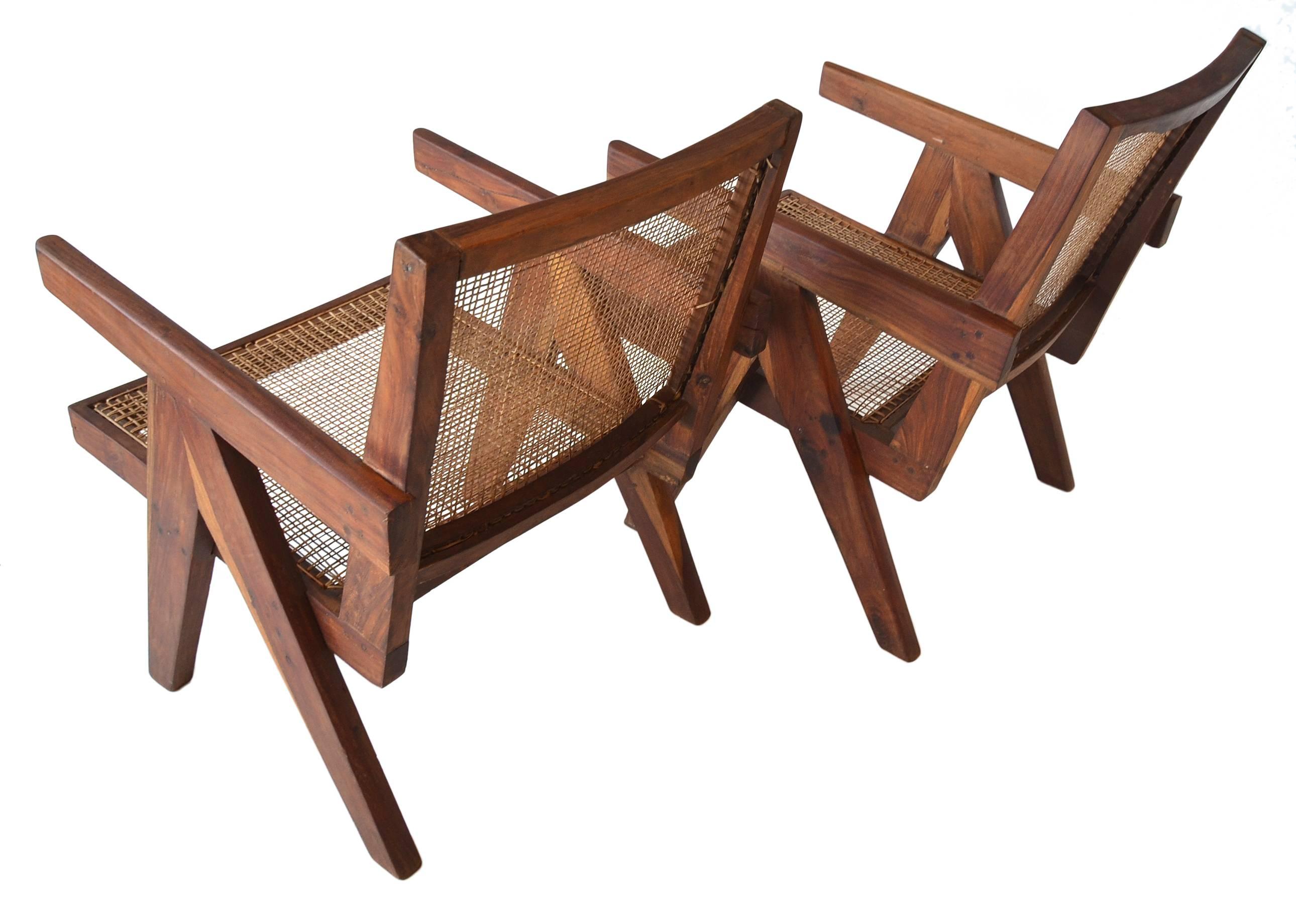Mid-Century Modern Pair of Pierre Jeanneret PJ-SI-29-A Low Chairs in Sissoo Rosewood, circa 1955