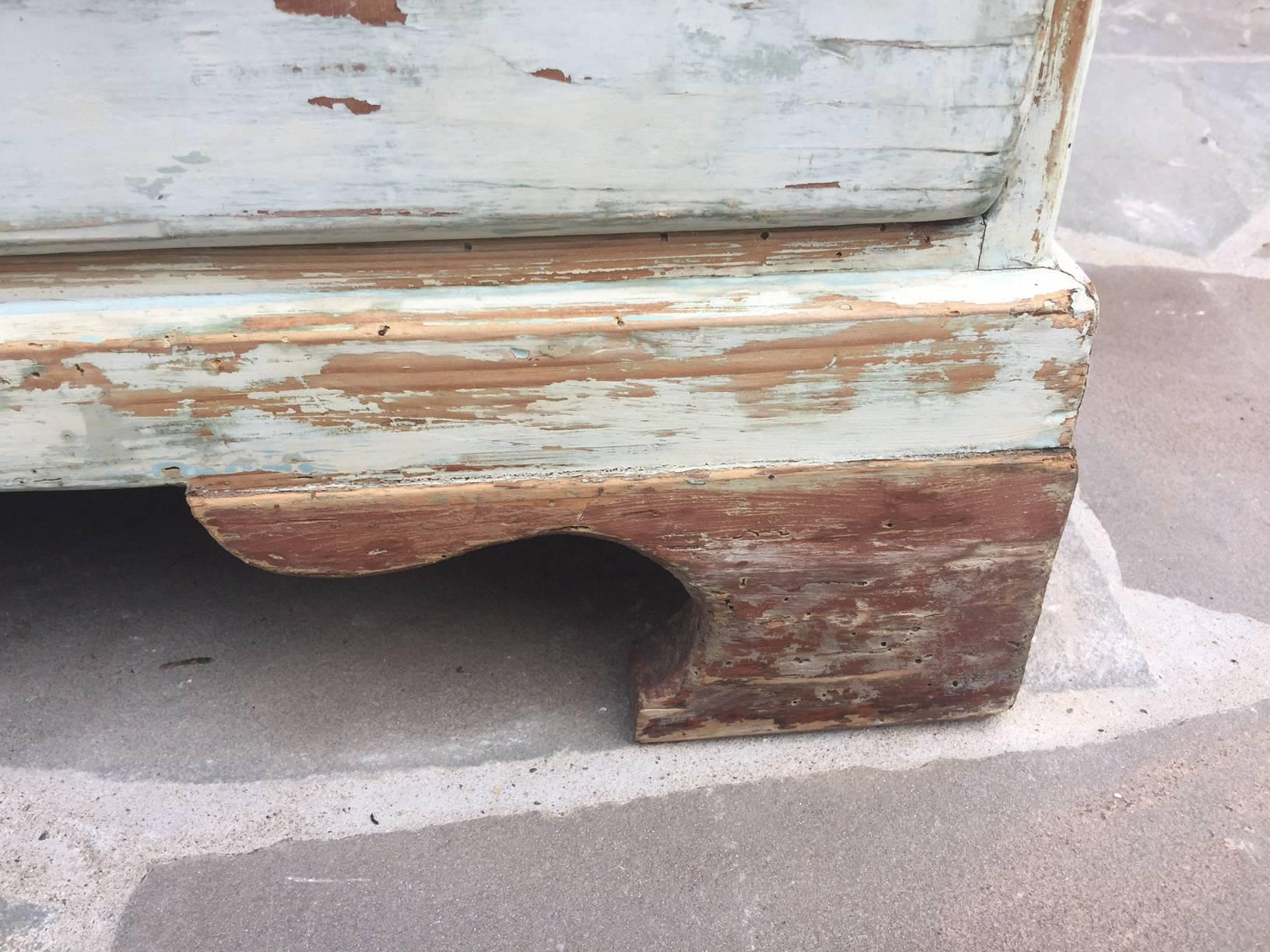 19th Century Swedish Painted Chest In Good Condition In Nashville, TN