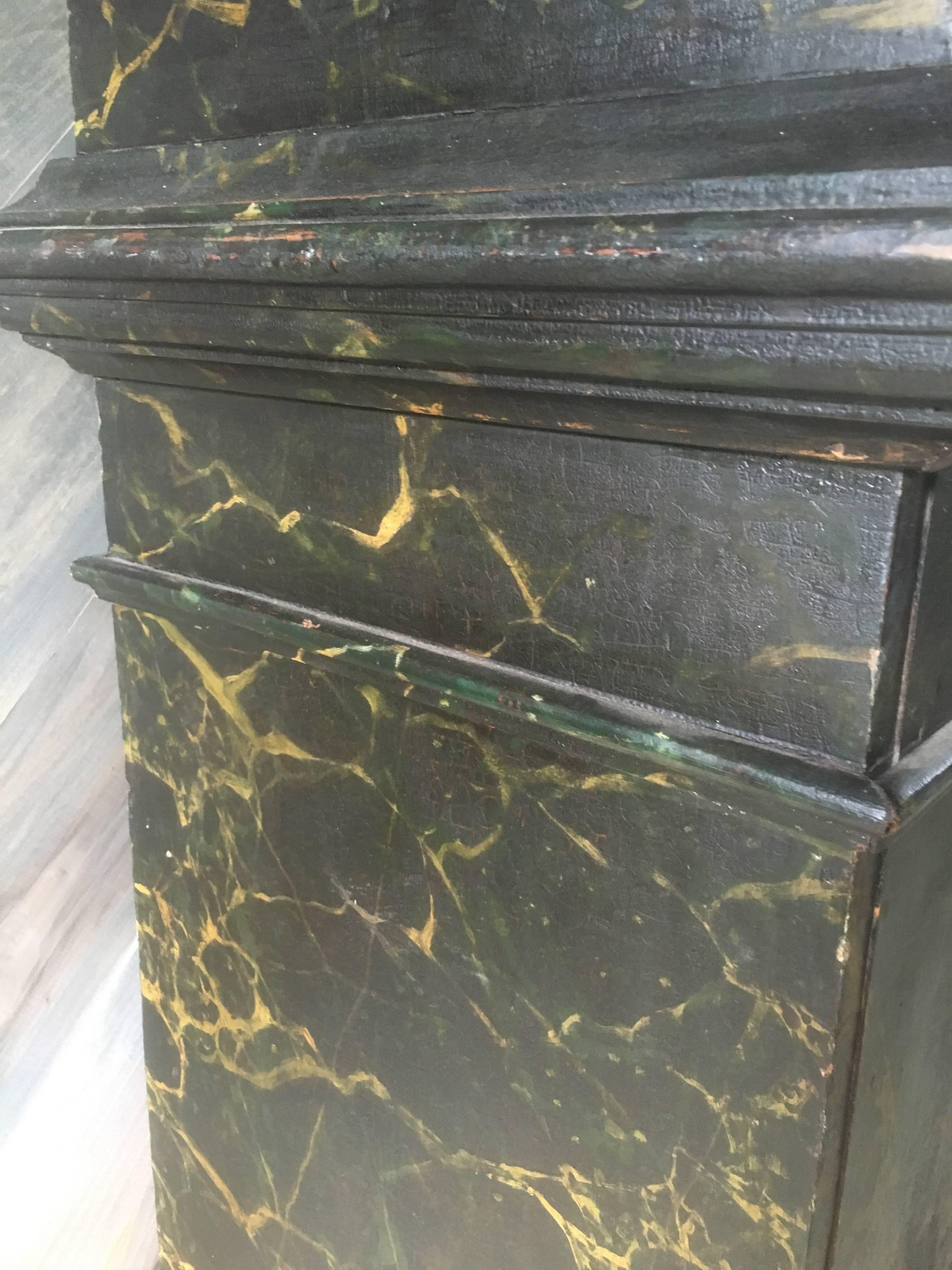 Swedish Faux Marble Painted Pedestal For Sale 4