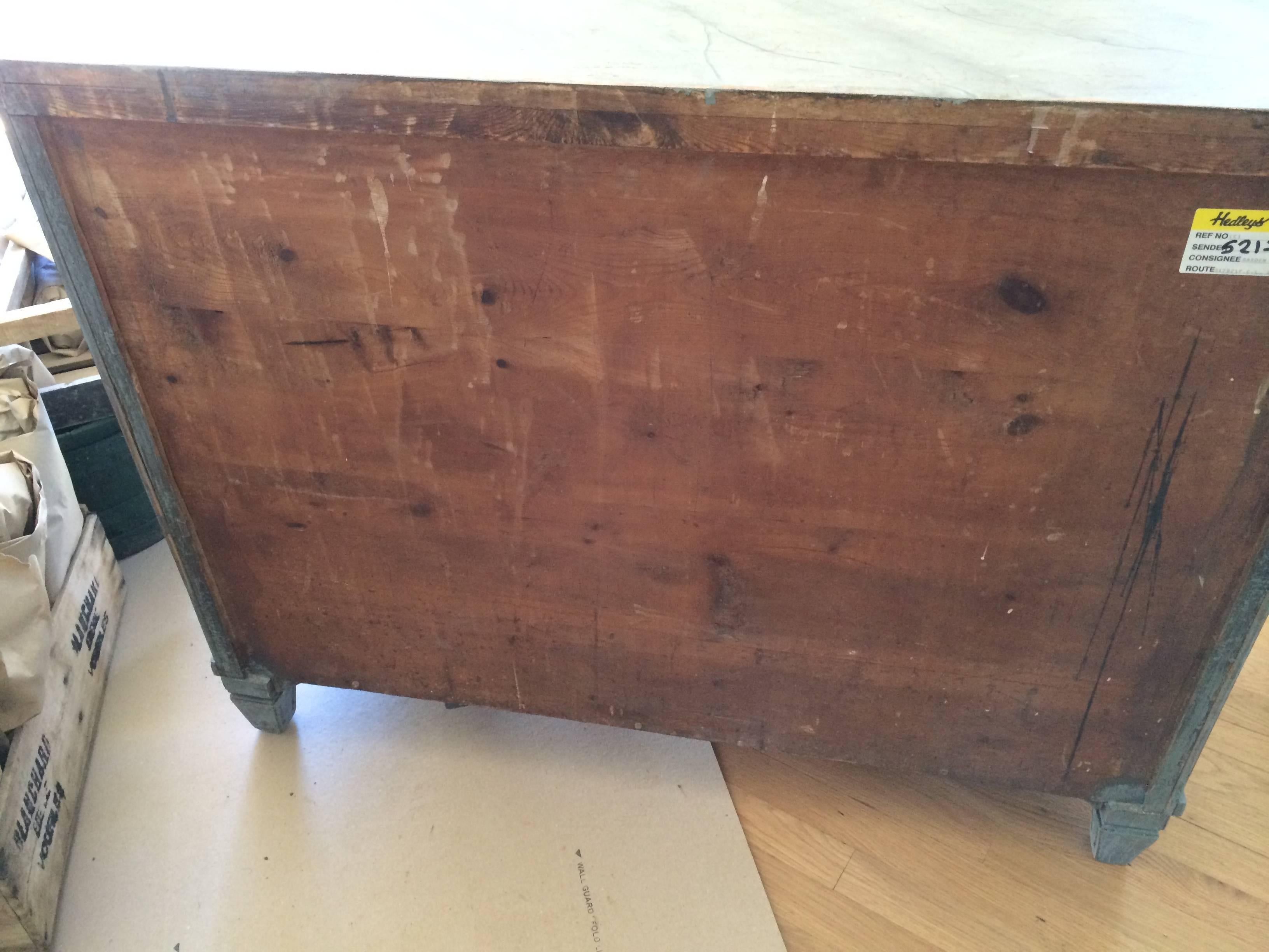 19th Century Gustavian Chest with Faux Marble Painted Top For Sale 4