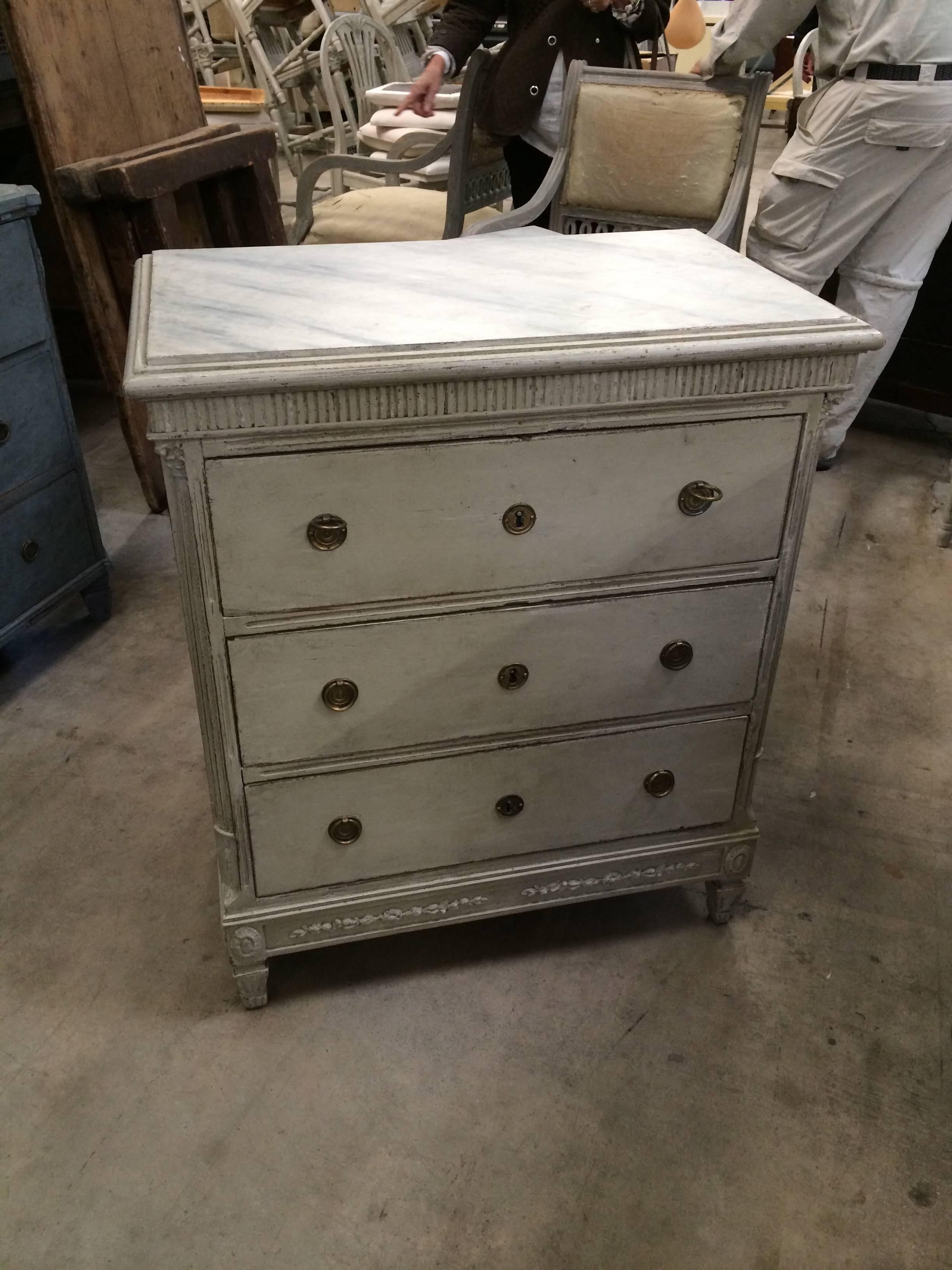 18th Century Period Swedish Painted Chest For Sale 3