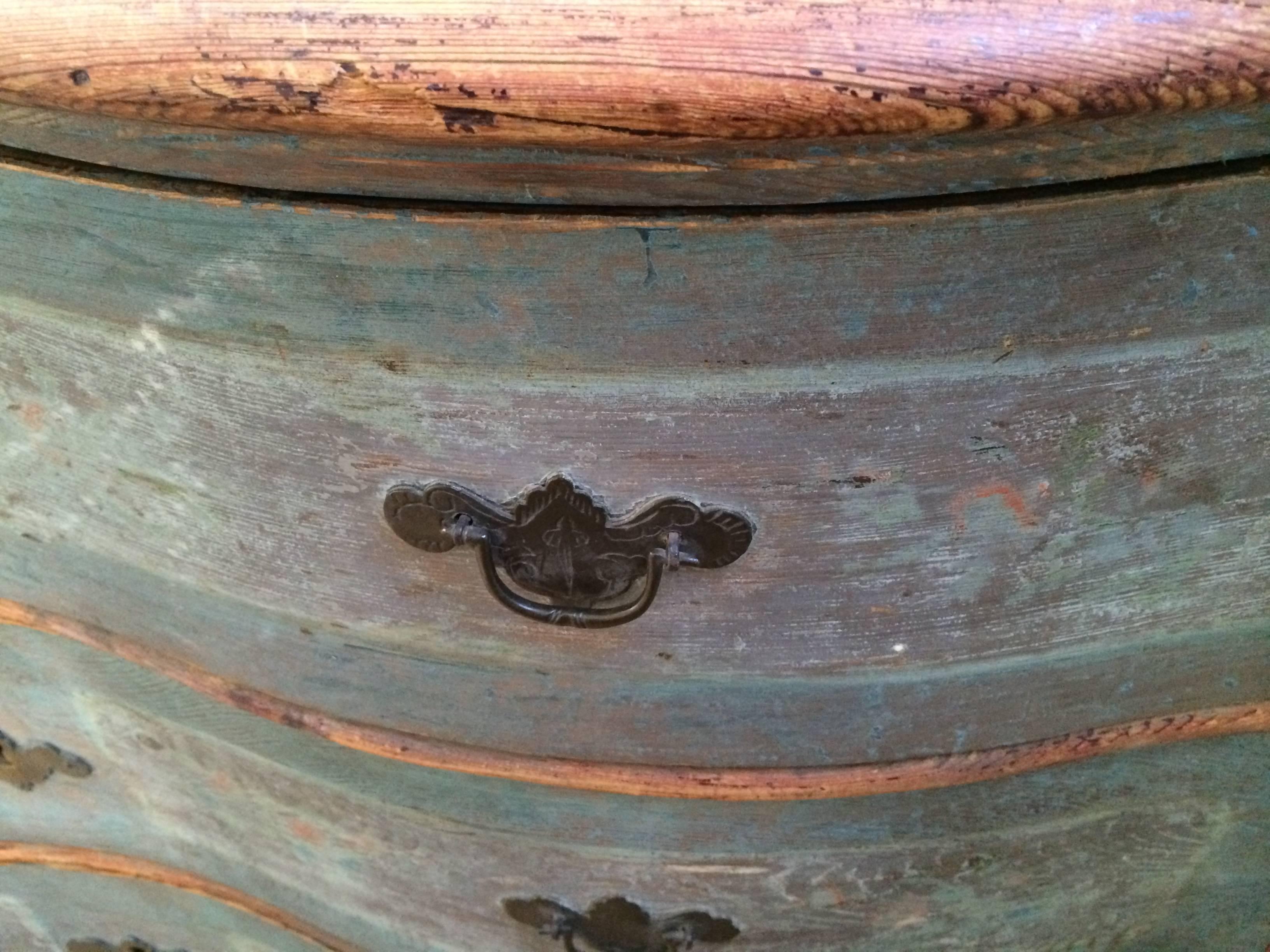 Late 19th Century 19th Century Painted Swedish Commode For Sale