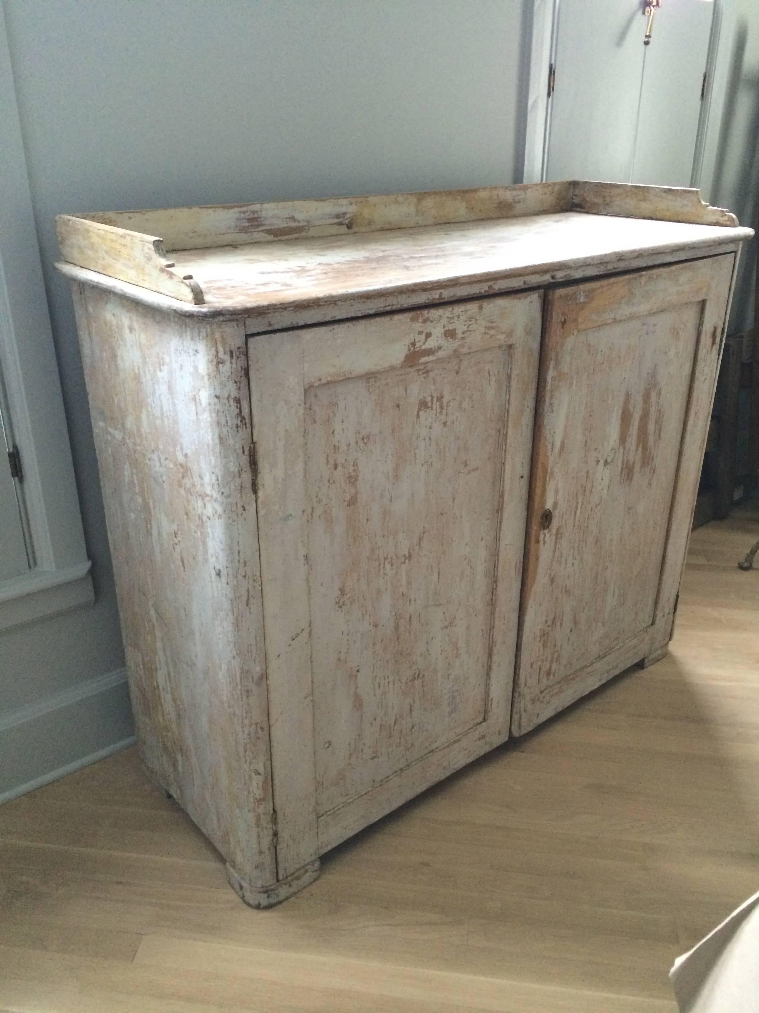 Painted 19th Century Swedish Gustavian Cupboard For Sale