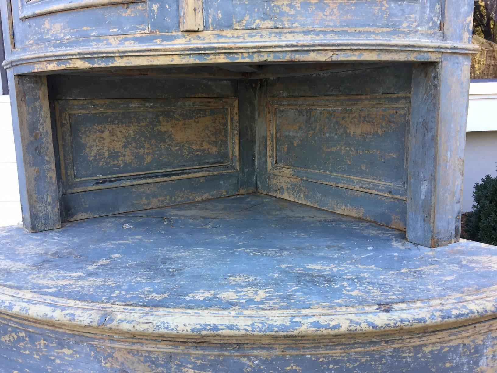 Swedish Blue Bow Front Corner Cupboard, circa 1890 1