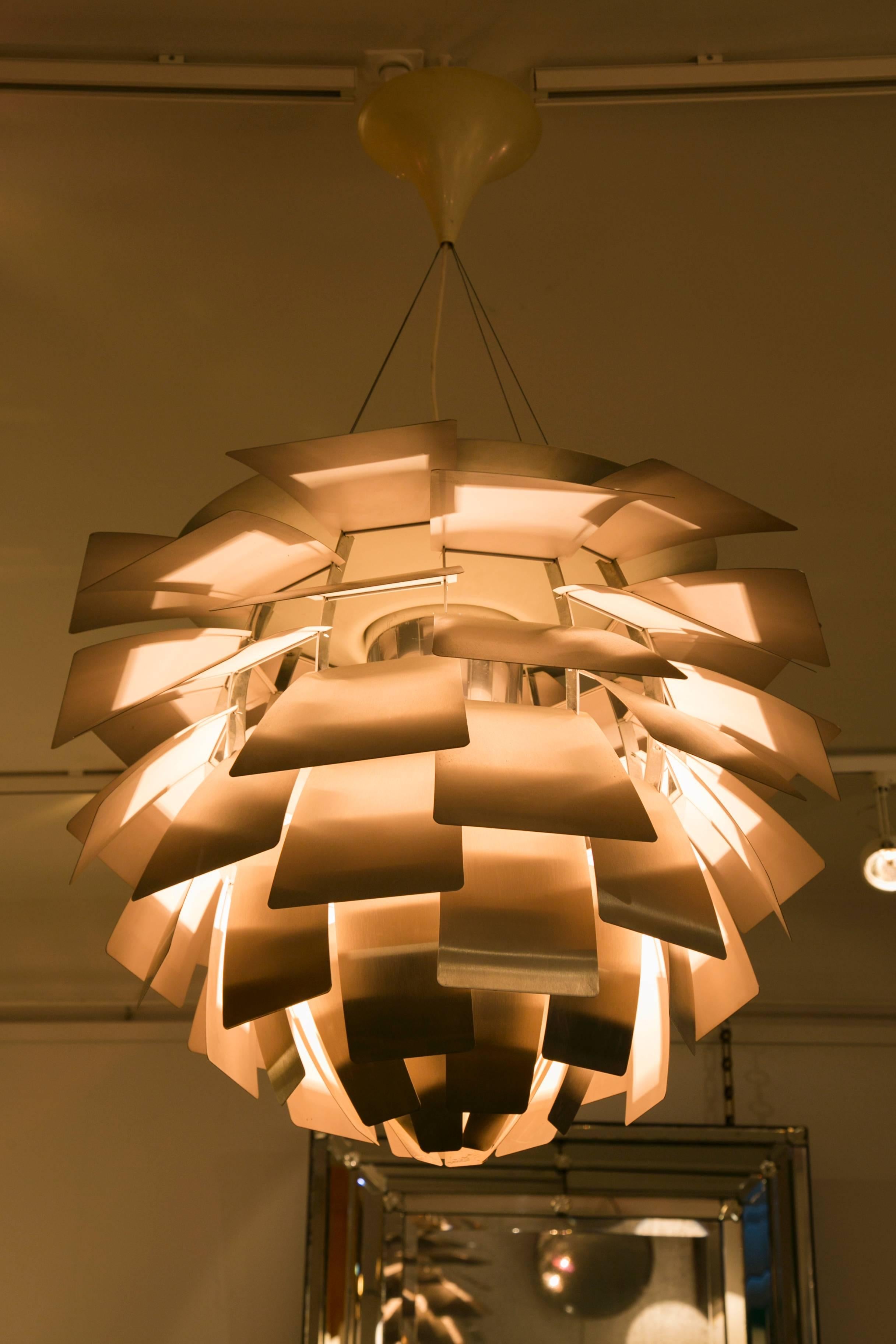 Large 'Artichoke' Ceiling Fixture by Poul Henningsen for Poulsen In Excellent Condition In Paris, Ile-de-France