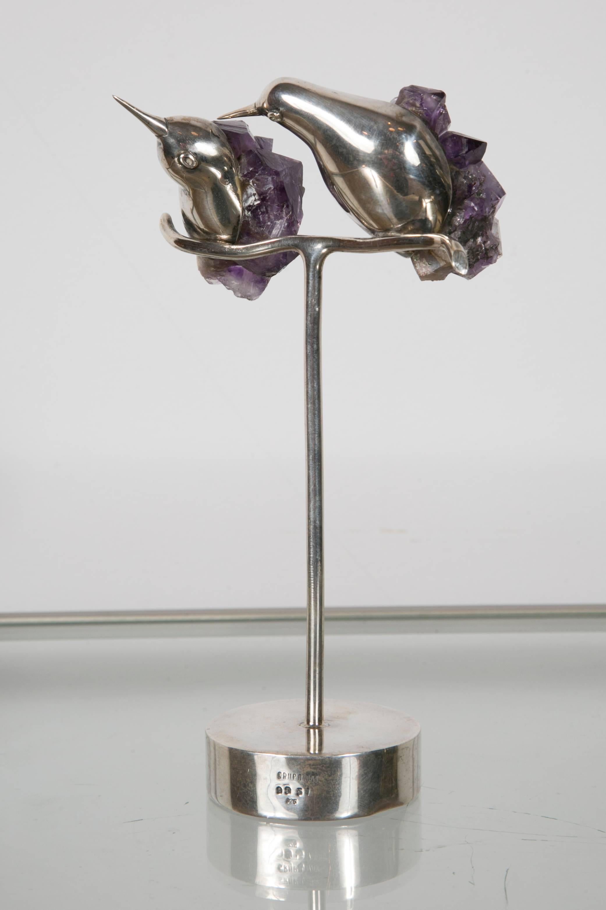 Charming Pair of Silver and Amethyst Hummingbird Perched on a Stem In Excellent Condition In Paris, Ile-de-France