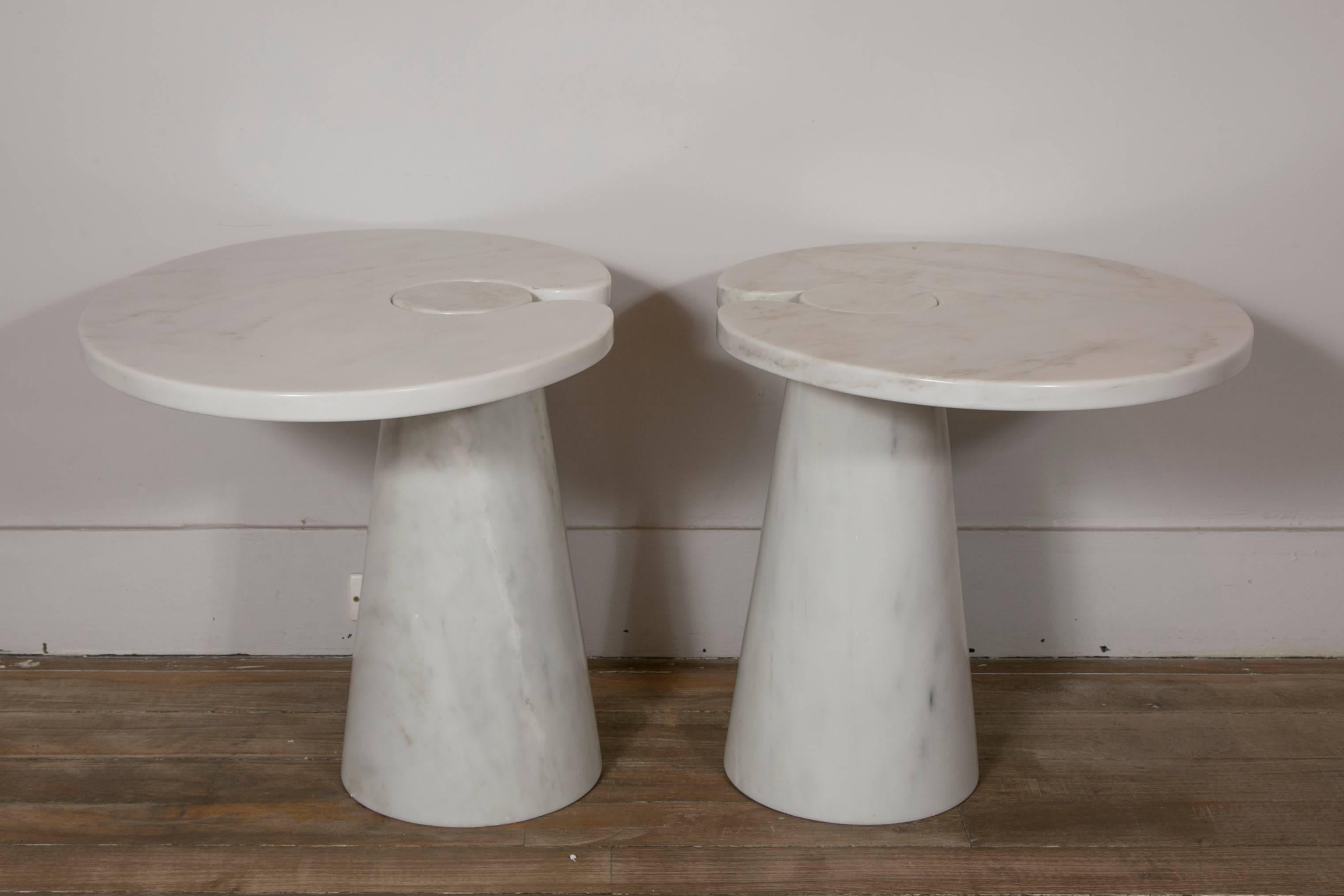 Late 20th Century Beautiful Pair of Marble Side Tables by Mangiarotti