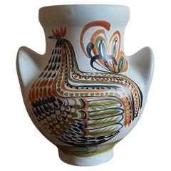 Un grand vase « Oreille » orné d'un coq, signé Roger Capron, Vallauris, 1960.