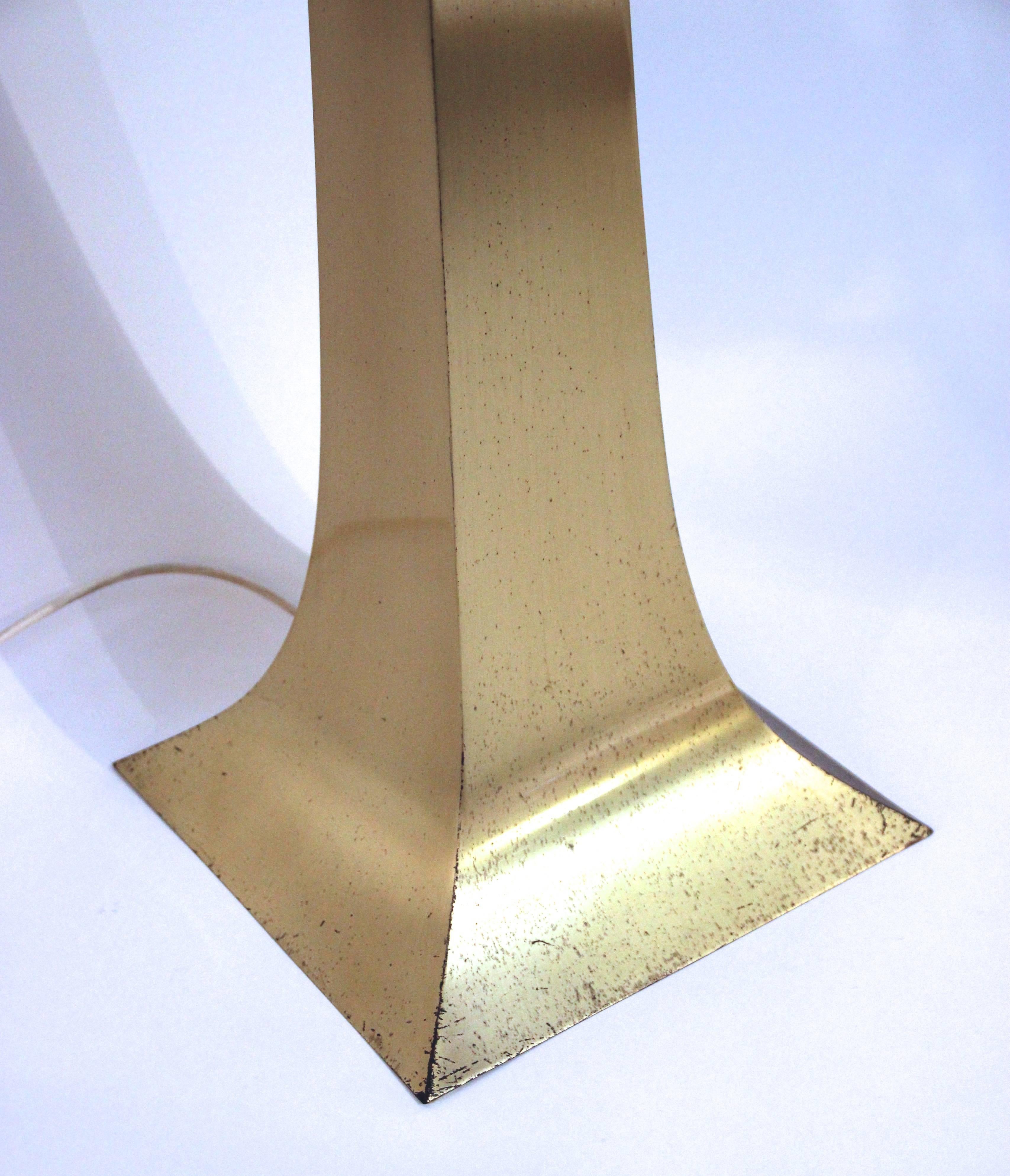 Tonello and Grillo, Floor Lamp, Gold-Plated Brass, circa 1970, Italy In Good Condition In Nice, Cote d' Azur