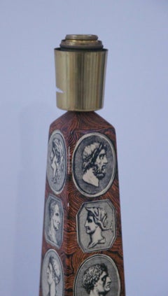 Piero Fornasetti, Tischlampe, Metall mit Siebdruck, um 1960, Italien