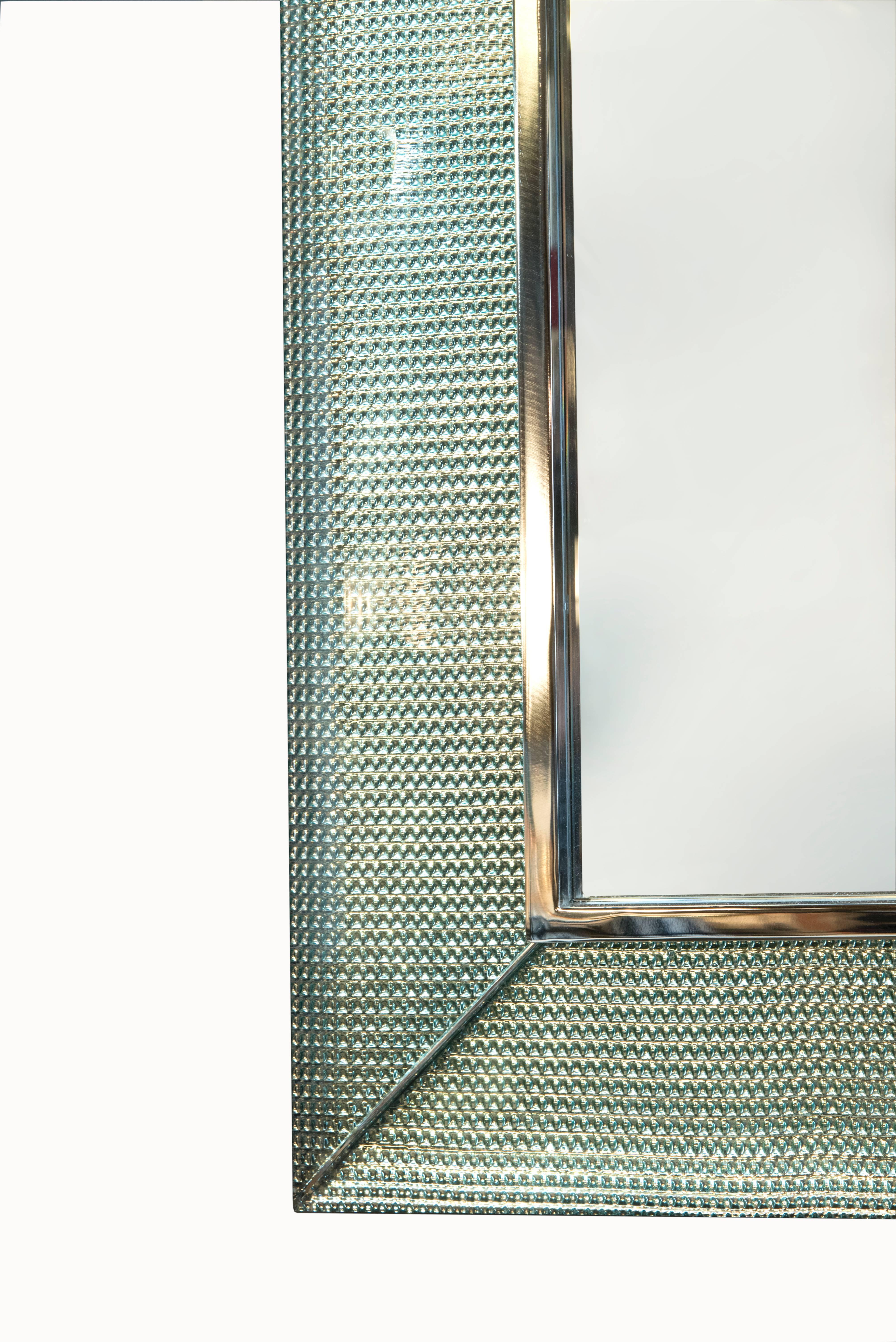 Spectacular pair of mirrors, Murano glass, decorative cubes, circa 2010, Italy. In Good Condition In Nice, Cote d' Azur