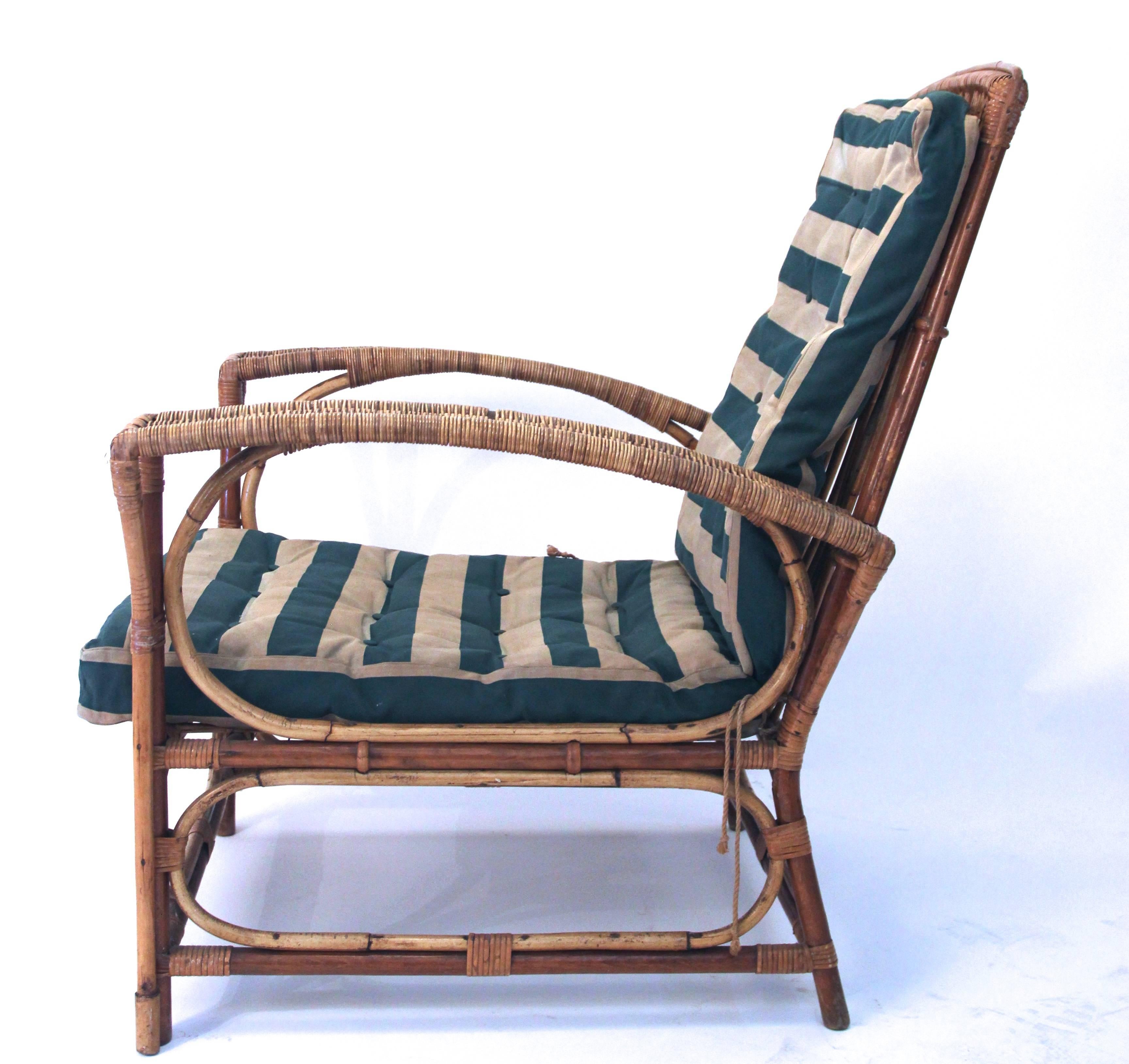 Set of Four Chairs and Center Table, Rattan, circa 1960, France In Good Condition In Nice, Cote d' Azur