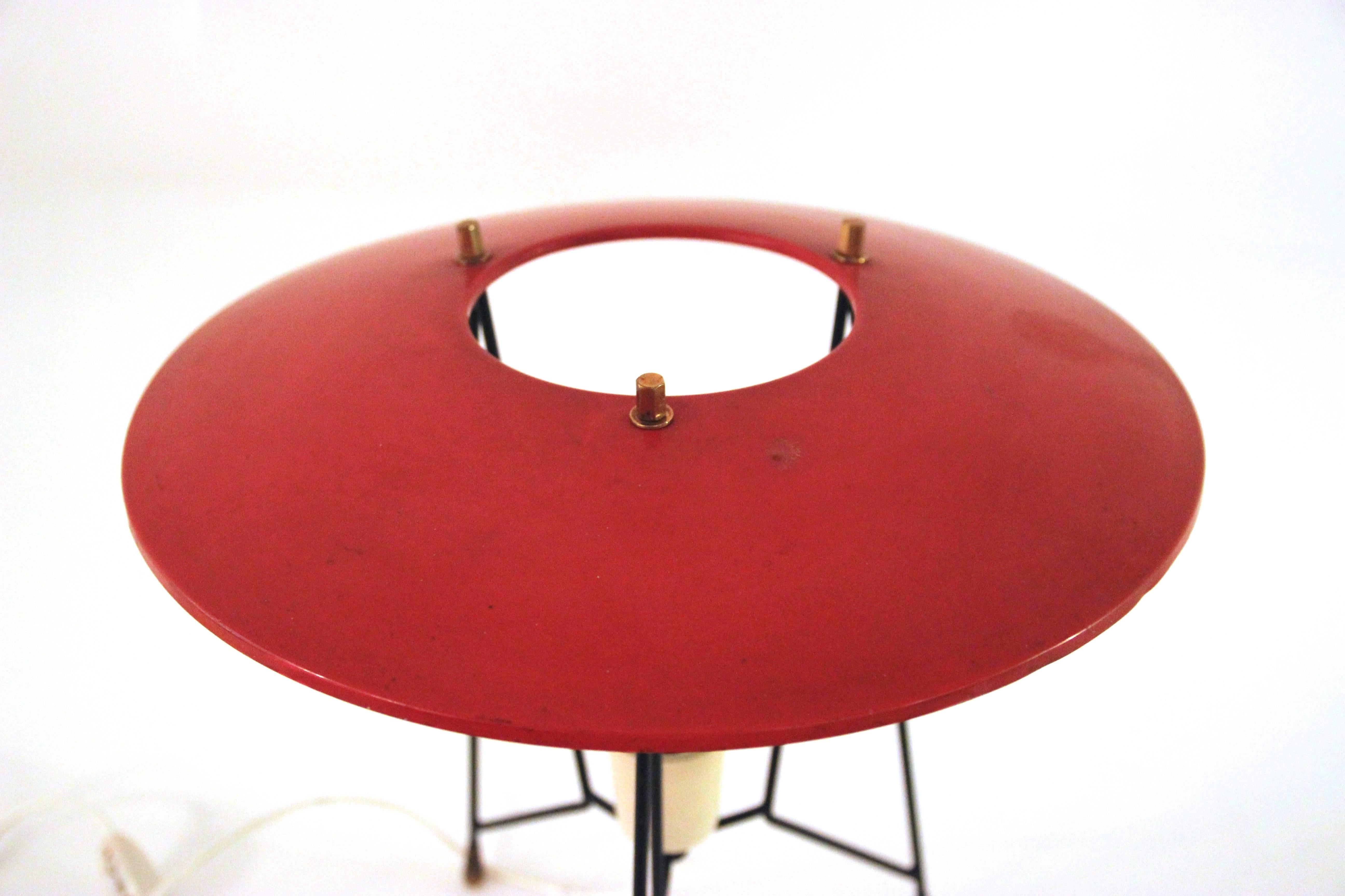 Table Lamp by Stilnovo, Varnished Steel and Lacquered Aluminium, circa 1950 In Good Condition In Nice, Cote d' Azur