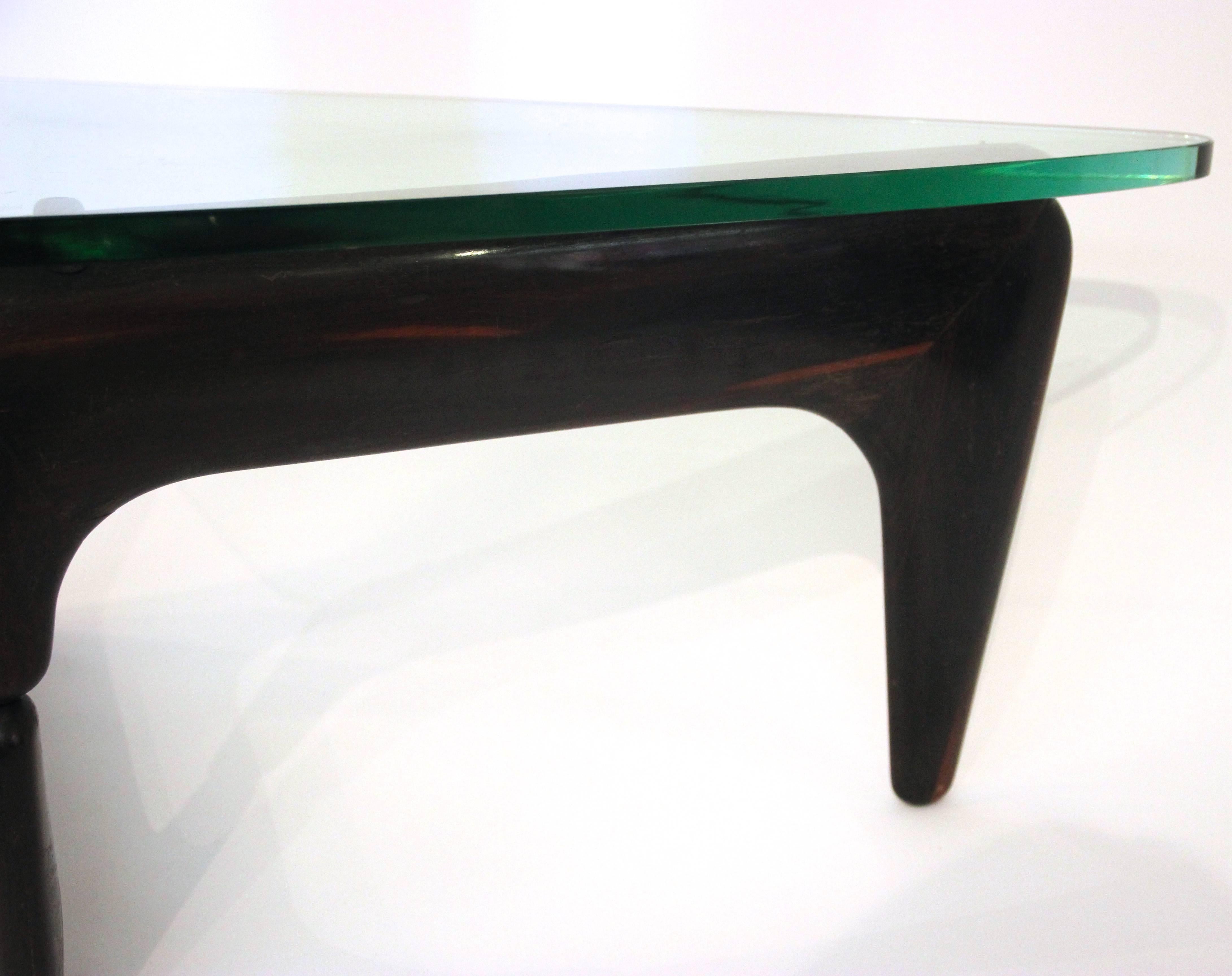 Mid-Century Modern Style of Isamu Noguchi for Herman Miller, IN-50 Coffee Table, circa 1960