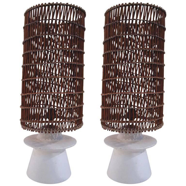 Style Jean-Michel Frank Pair of Lamps, Plaster and Wicker, circa 1950, France