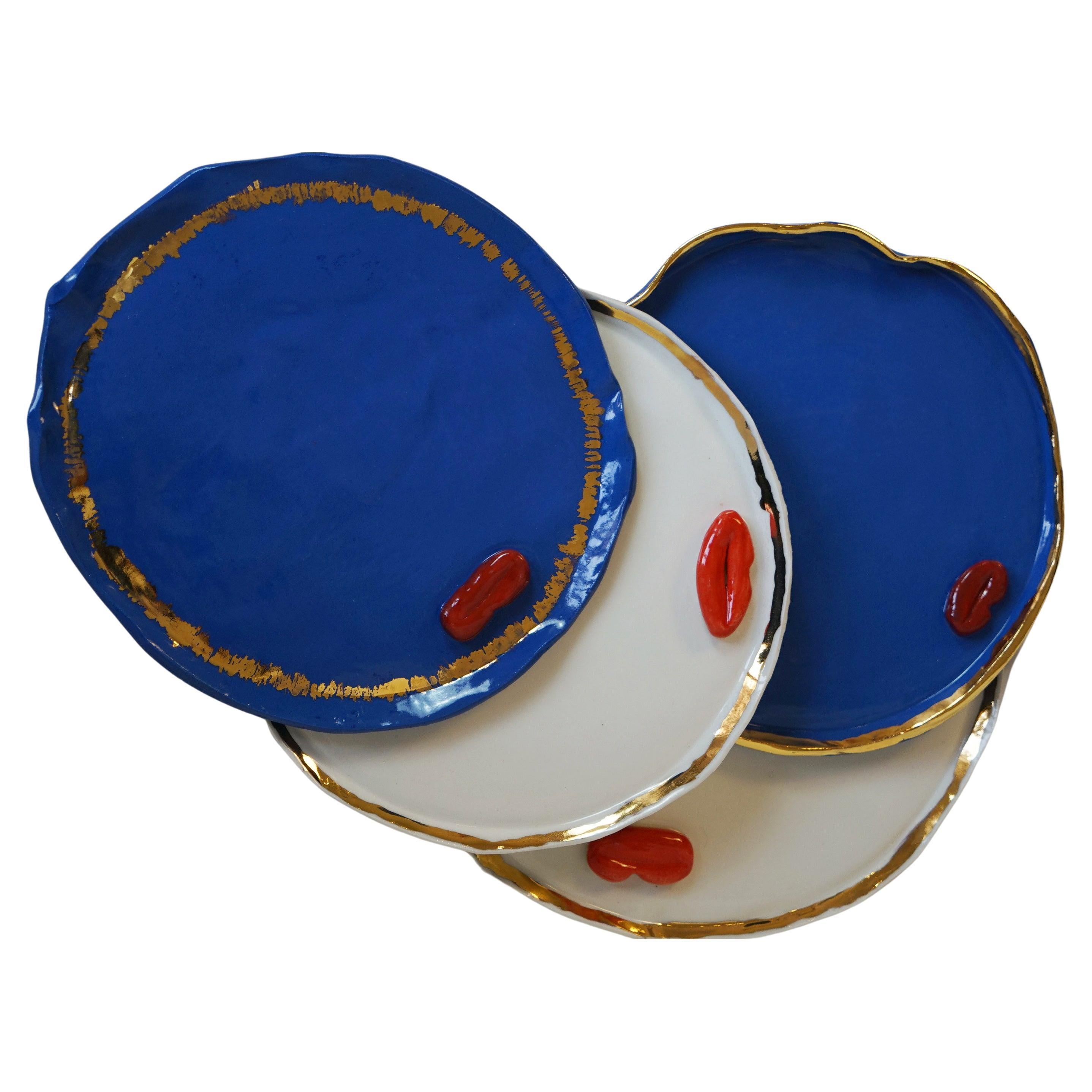 
La Collection'S è una serie di ceramiche espressive dell'artista-designer Hania Jneid, che esplora il potere sensuale, simbolico e scultoreo delle labbra. Costruito a mano con un approccio intuitivo, ogni pezzo abbraccia imperfezioni grezze e