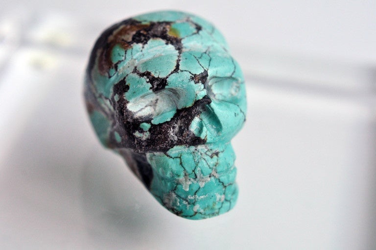 1980s Small Carved Turquoise Matrix Skull In Good Condition In Winnetka, IL