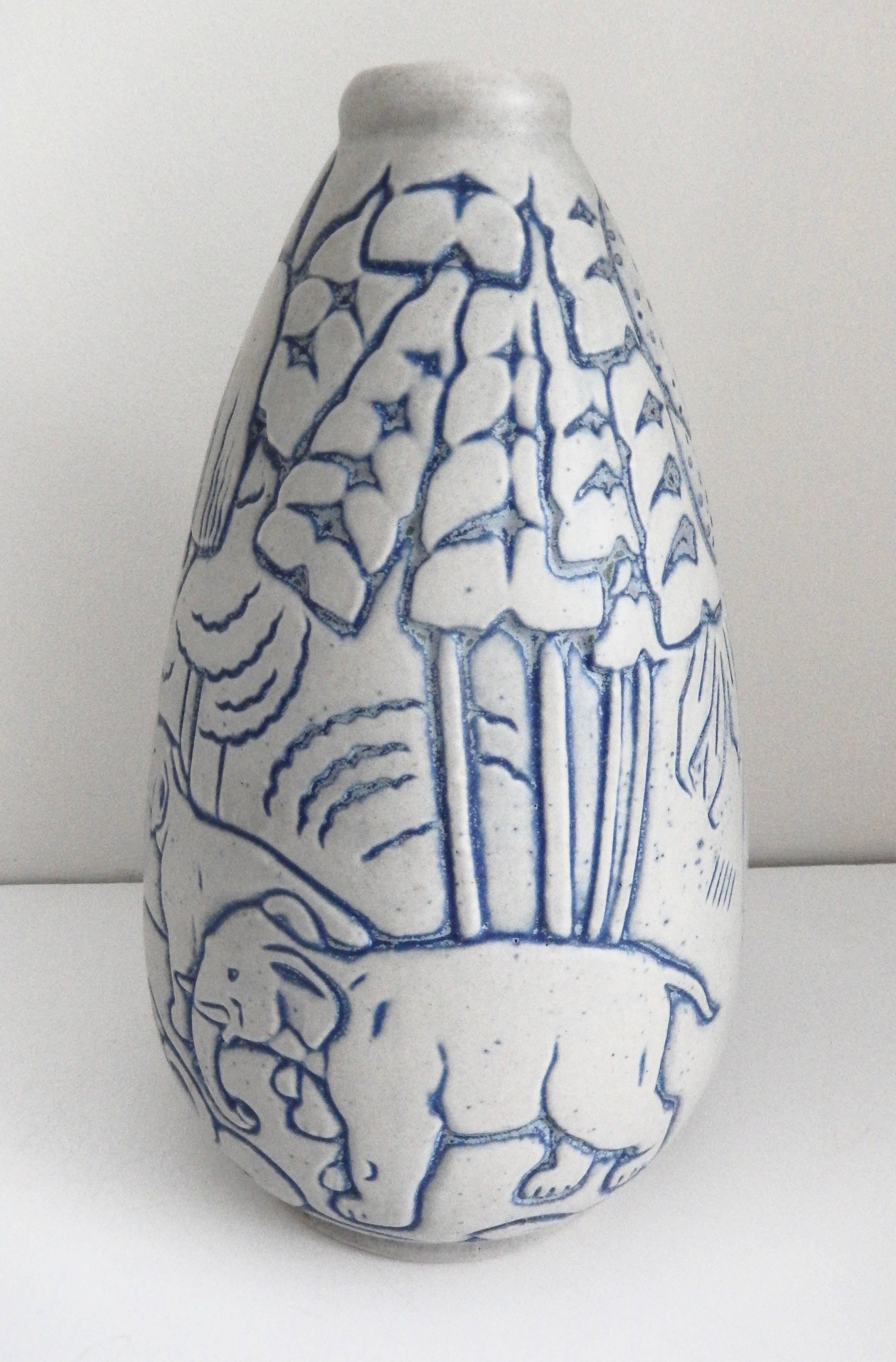 Tall Art Deco Stoneware Vase by Andre Legrand for Les Freres Mougin, Nancy In Good Condition In Winnetka, IL