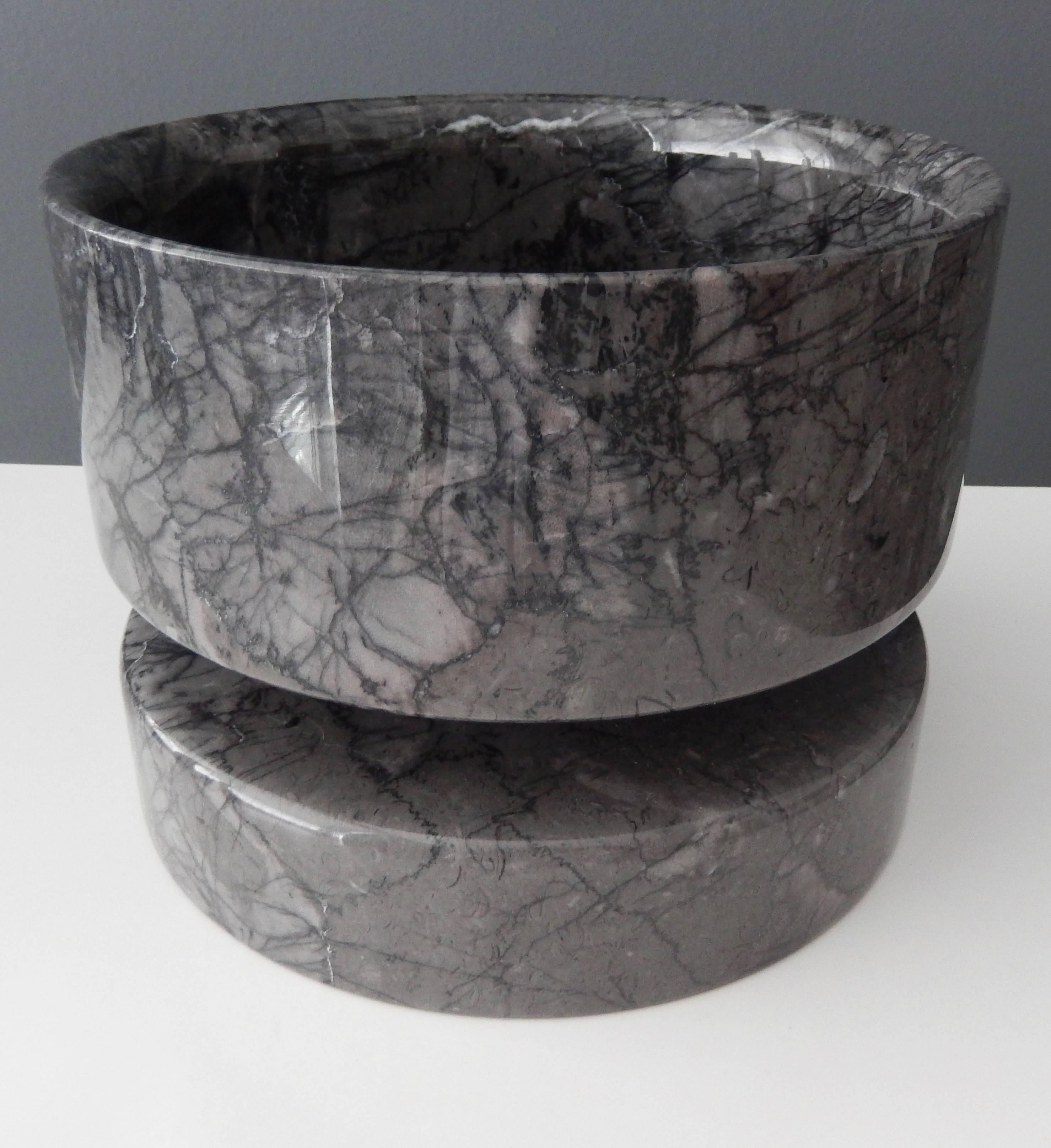 Modern 1960s Angelo Mangiarotti Carrara Marble Centerpiece Bowl for Knoll