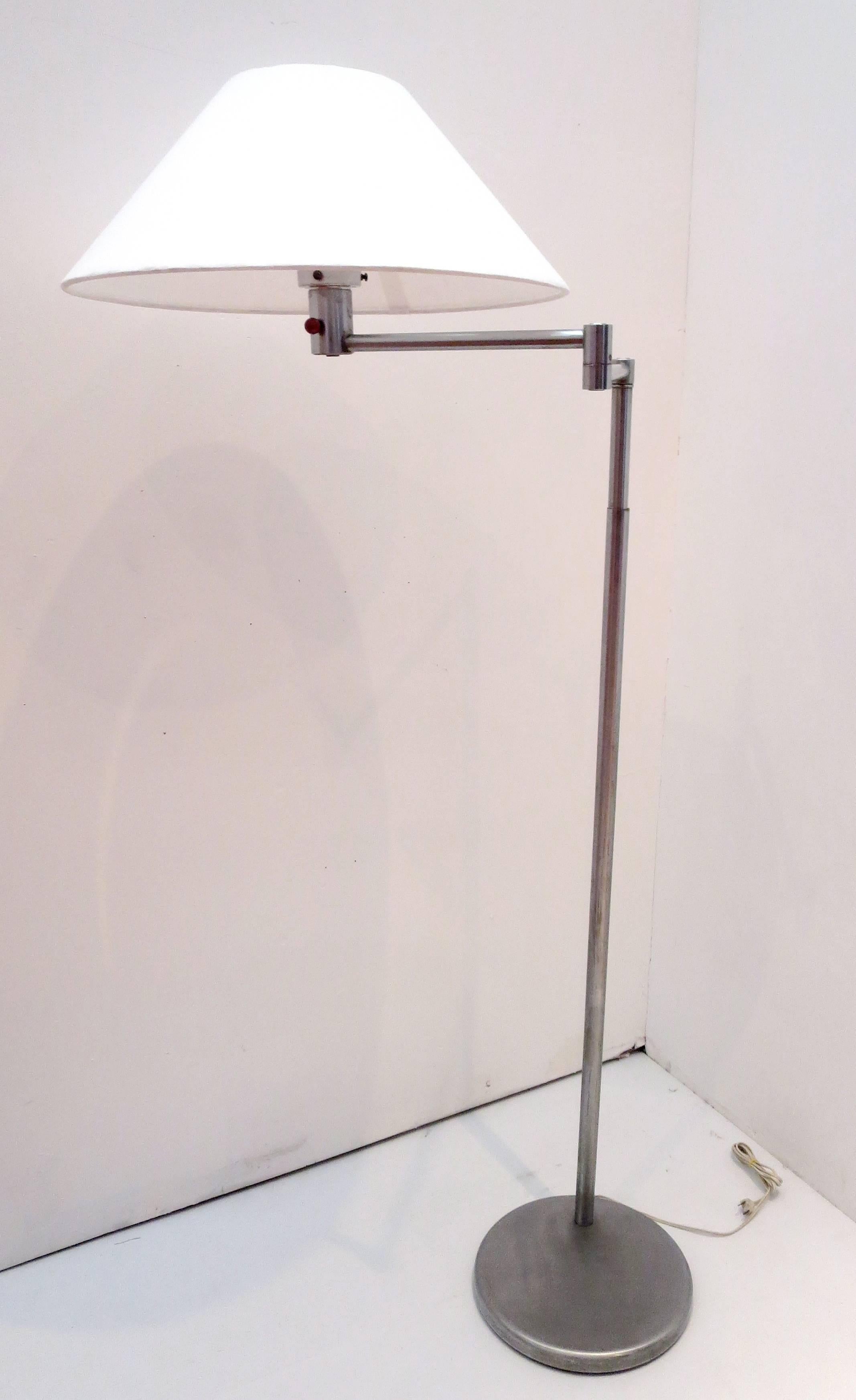 Bakelite  Adjustable Walter Von Nessen Swing Arm Lamp Early Production 