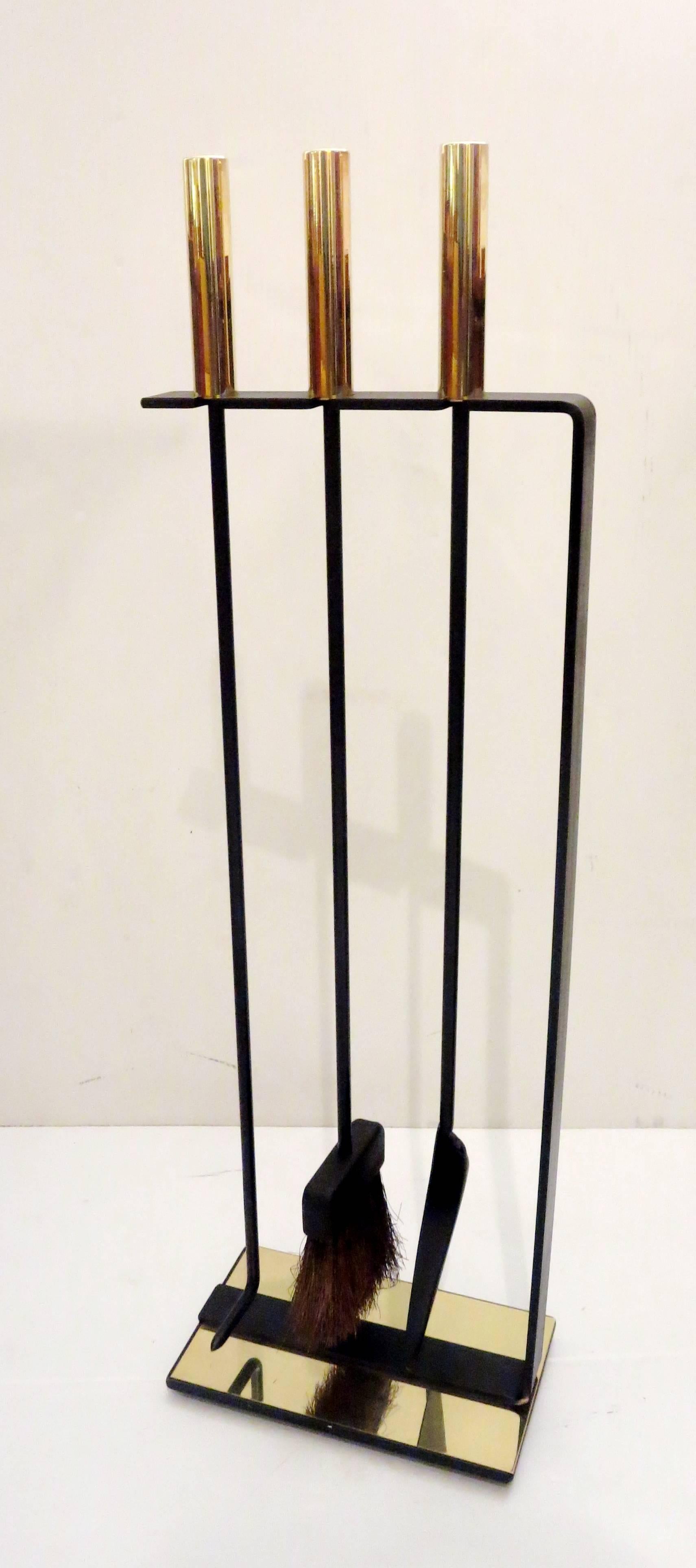 Mid-Century Modern Mid-Century American Modern Set of Fireplace Tools by Pilgrim in Brass and Iron
