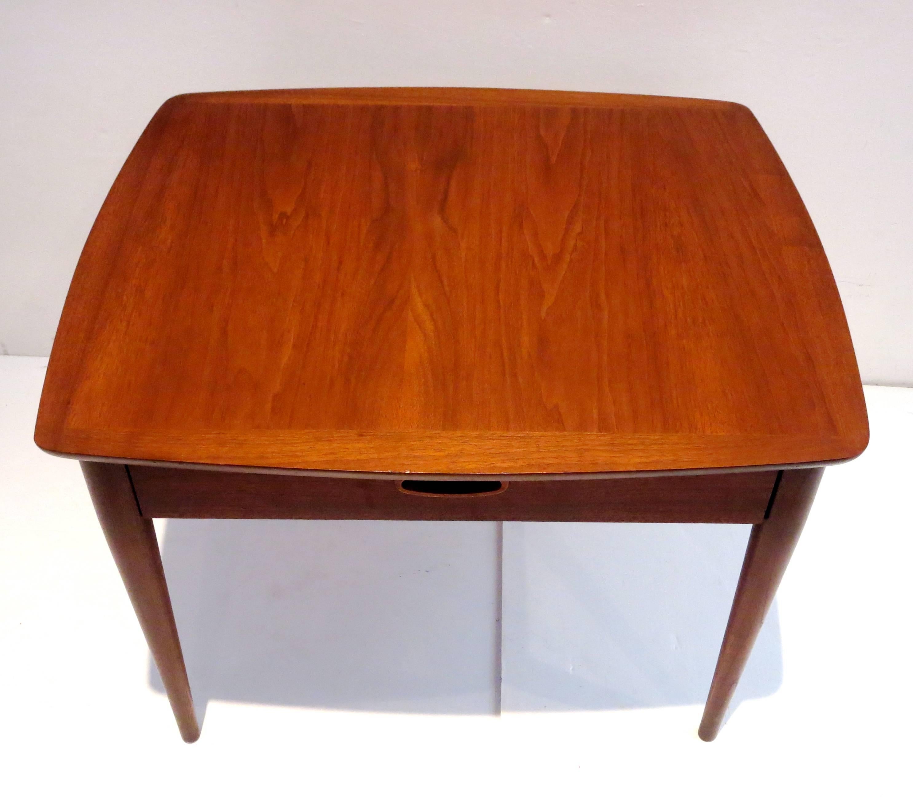 American 1950s Danish Modern End Table in Walnut with Drawer