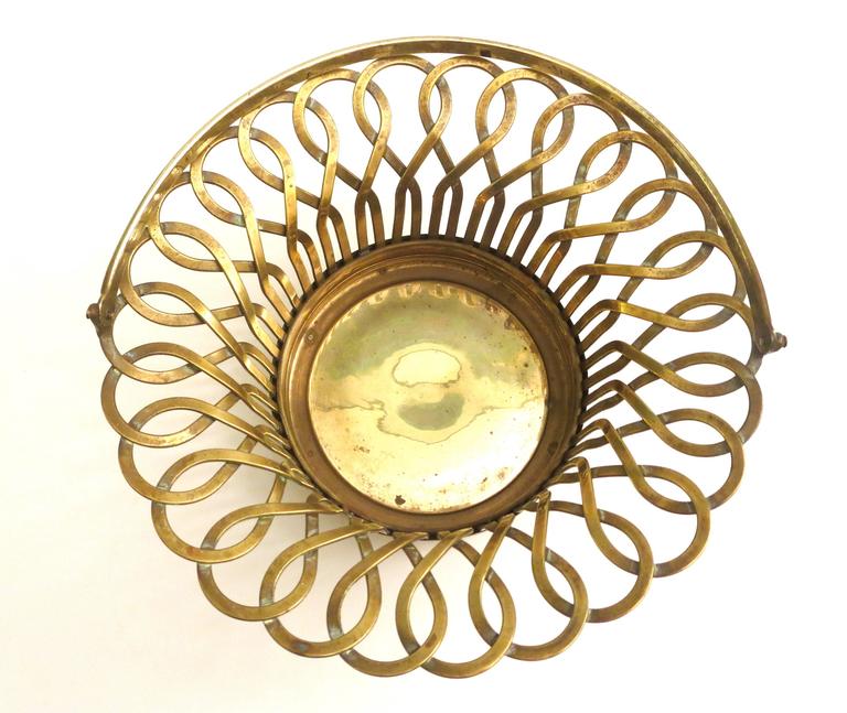 1930s Polished Solid Brass Decorative Basket In Good Condition For Sale In San Diego, CA