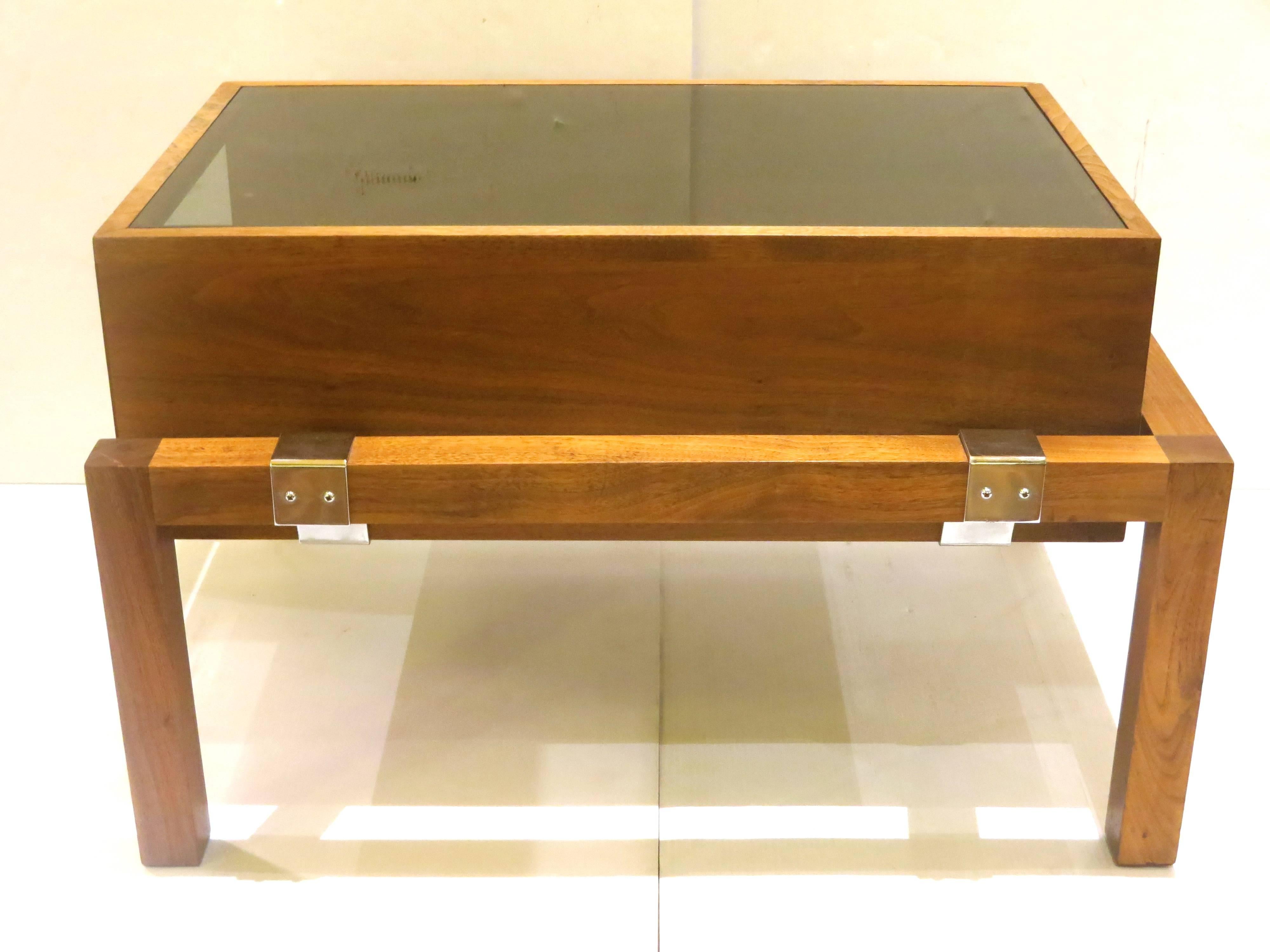 1960s American Walnut Versatile End Cocktail Table with Smoke Glass Top In Excellent Condition In San Diego, CA