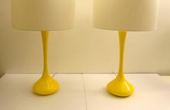 1950s Mid-Century Modern Pair of Laurel Table Lamps in Yellow