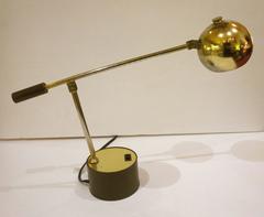 1960s American Modern Small Desk Table Lamp in Brass