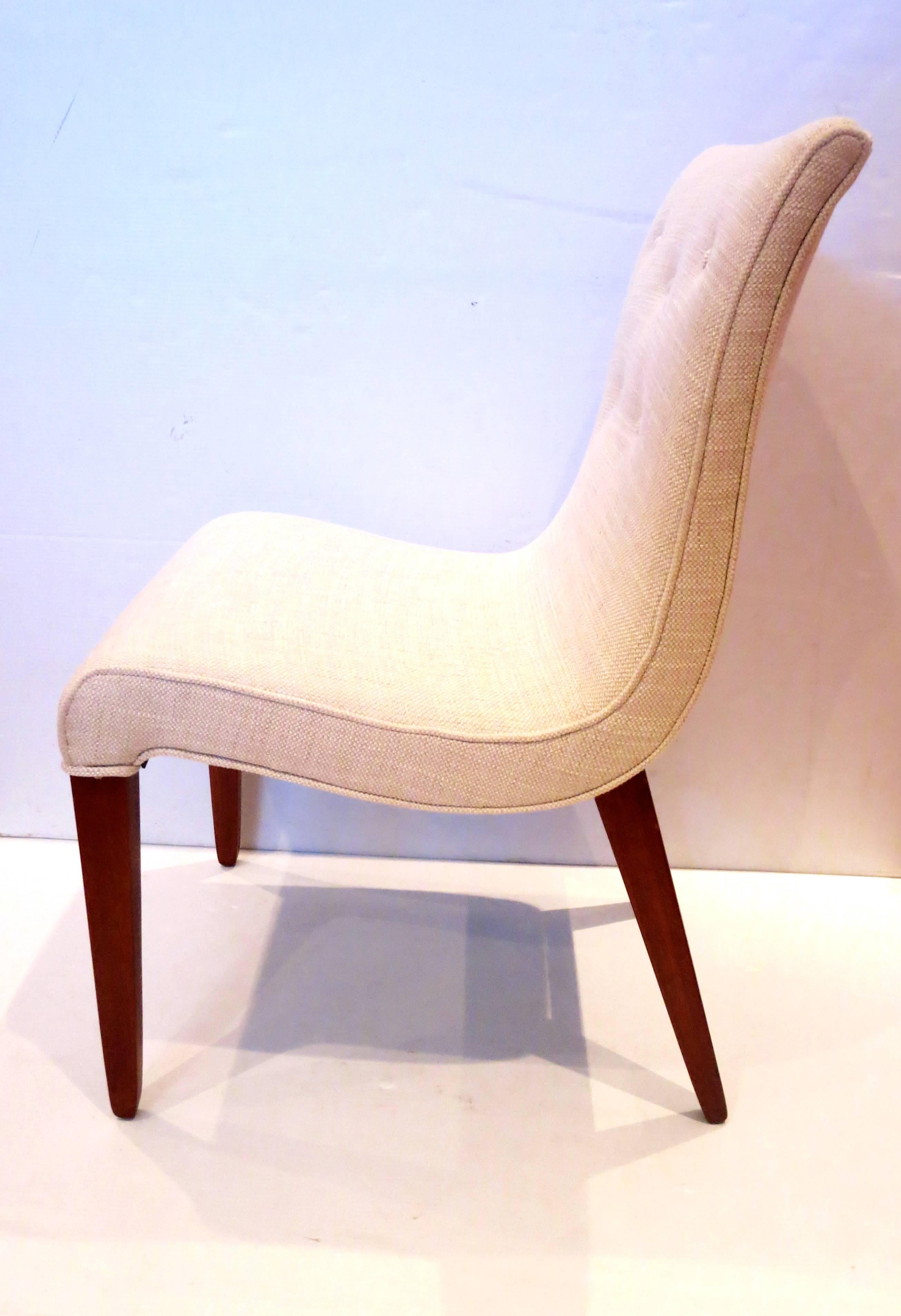 American Mid-Century Modern Set of Four Dunbar Dinning Chairs Design by Edward Wormley