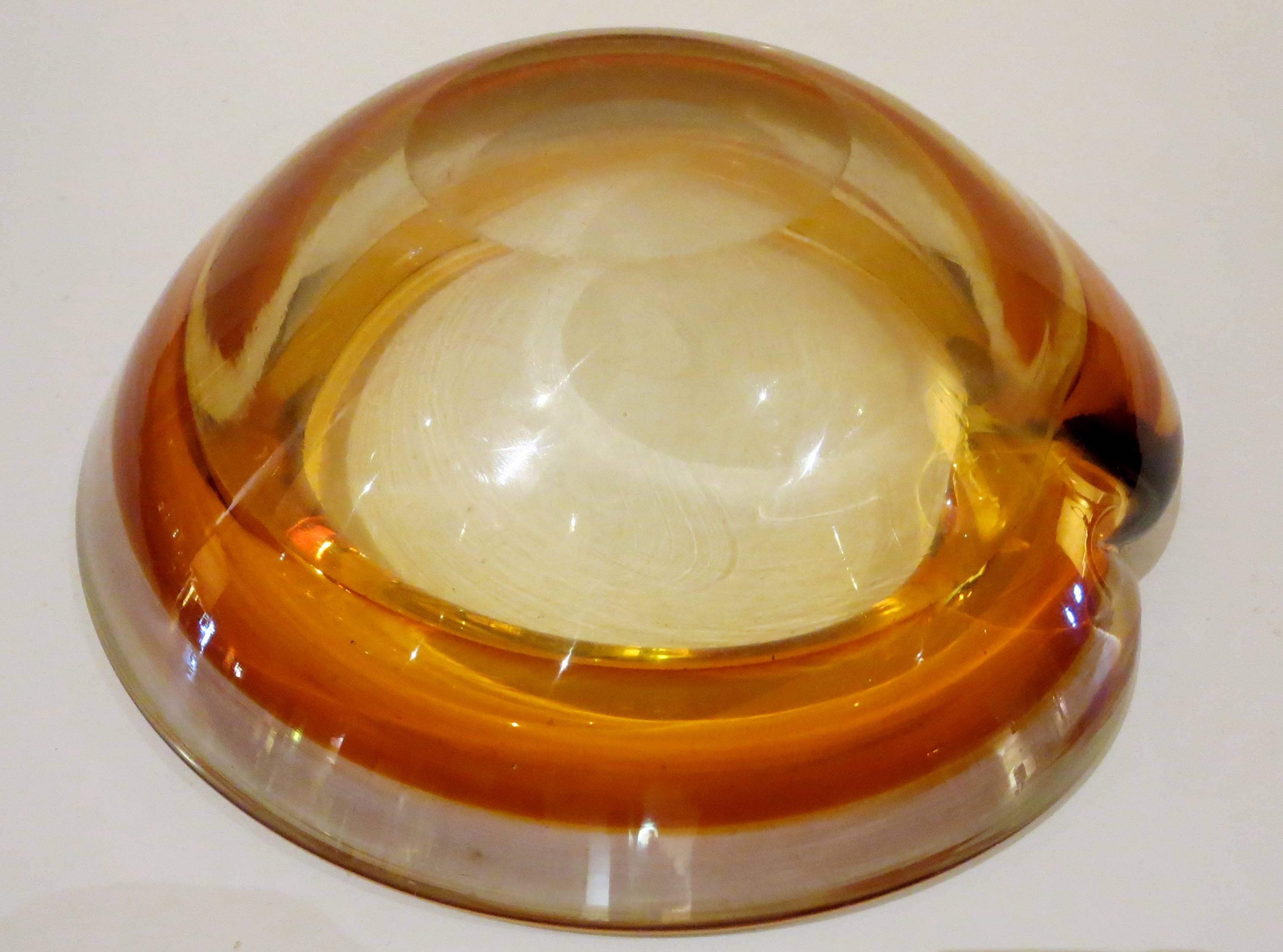 Pair of Italian Murano Glass Bowls and Candy Dishes, 1950s In Excellent Condition In San Diego, CA