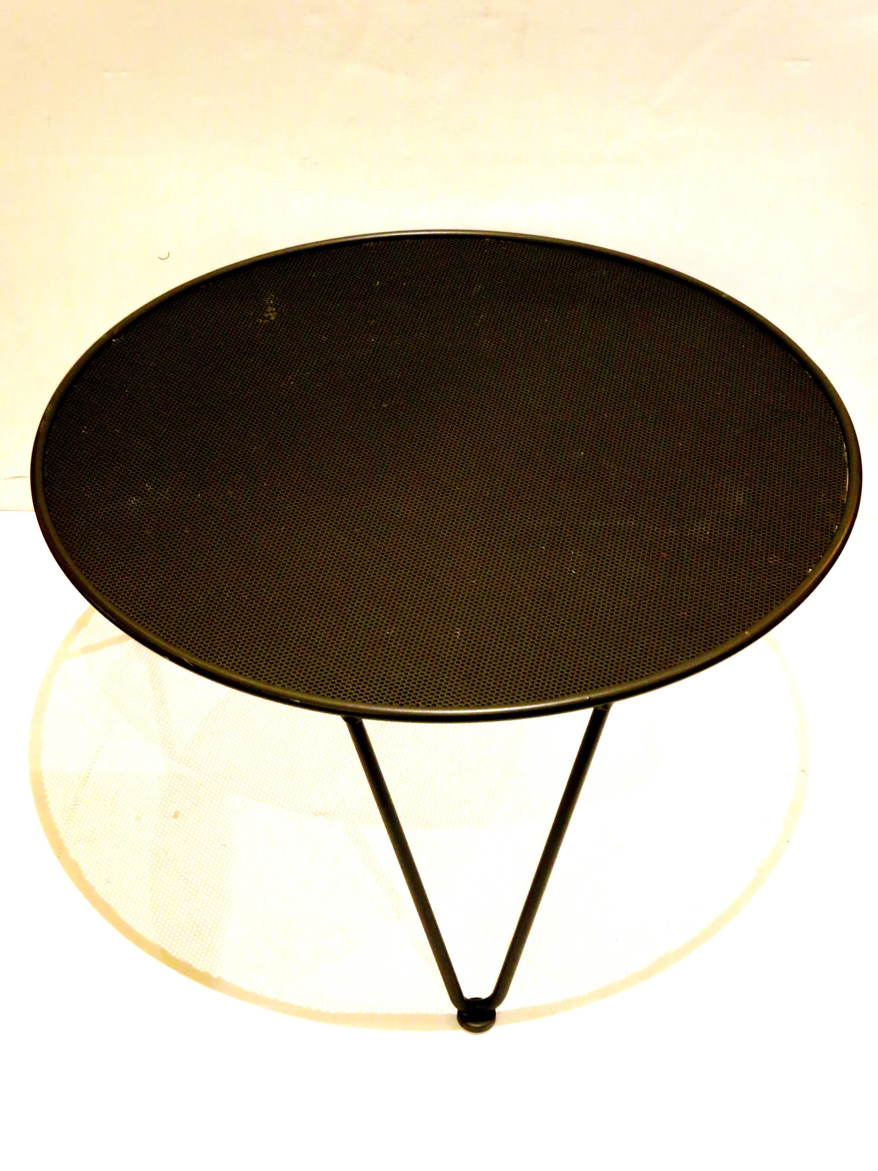 20th Century American Mid-Century Modern Atomic Age Small Patio Round Coffee Table