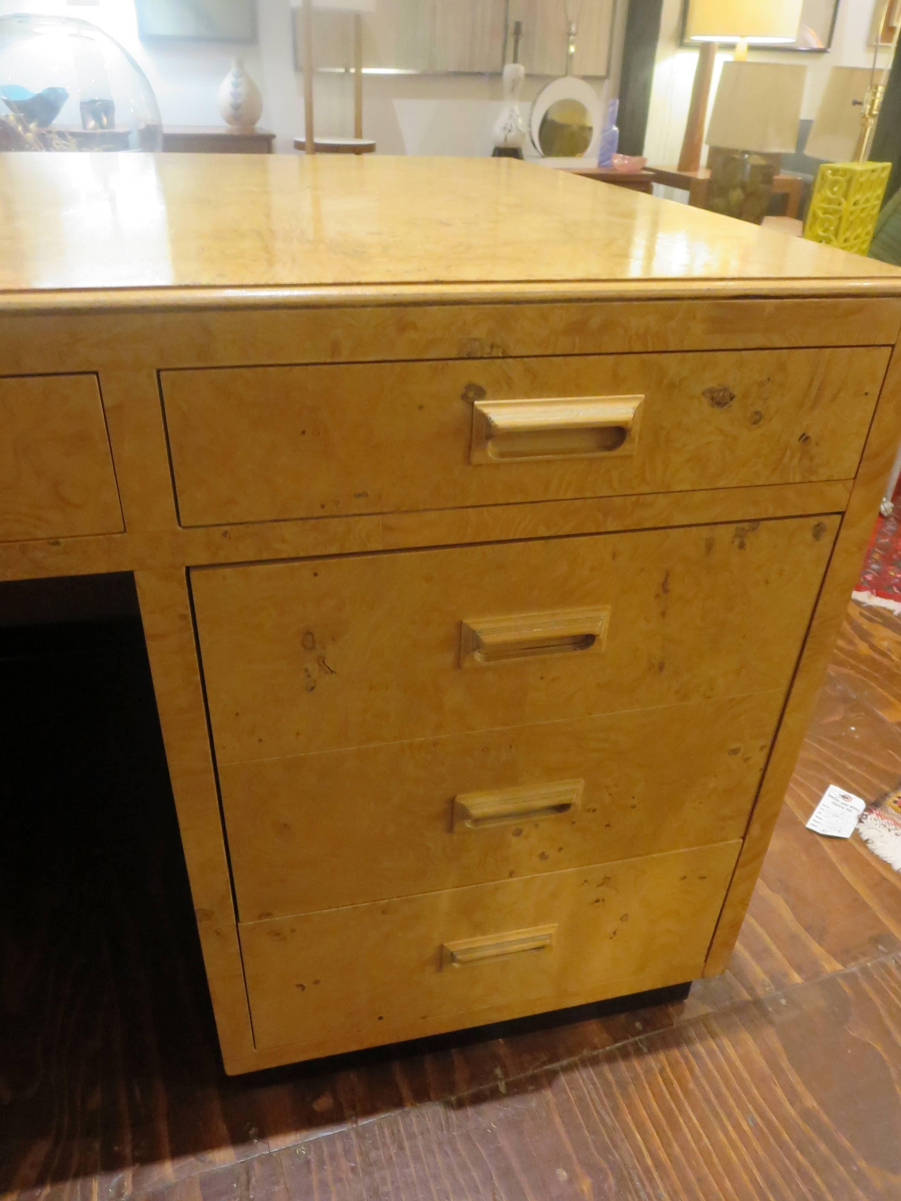 Striking Massive Executive Large Burlwood Desk by Henredon Scene Two In Good Condition In San Diego, CA