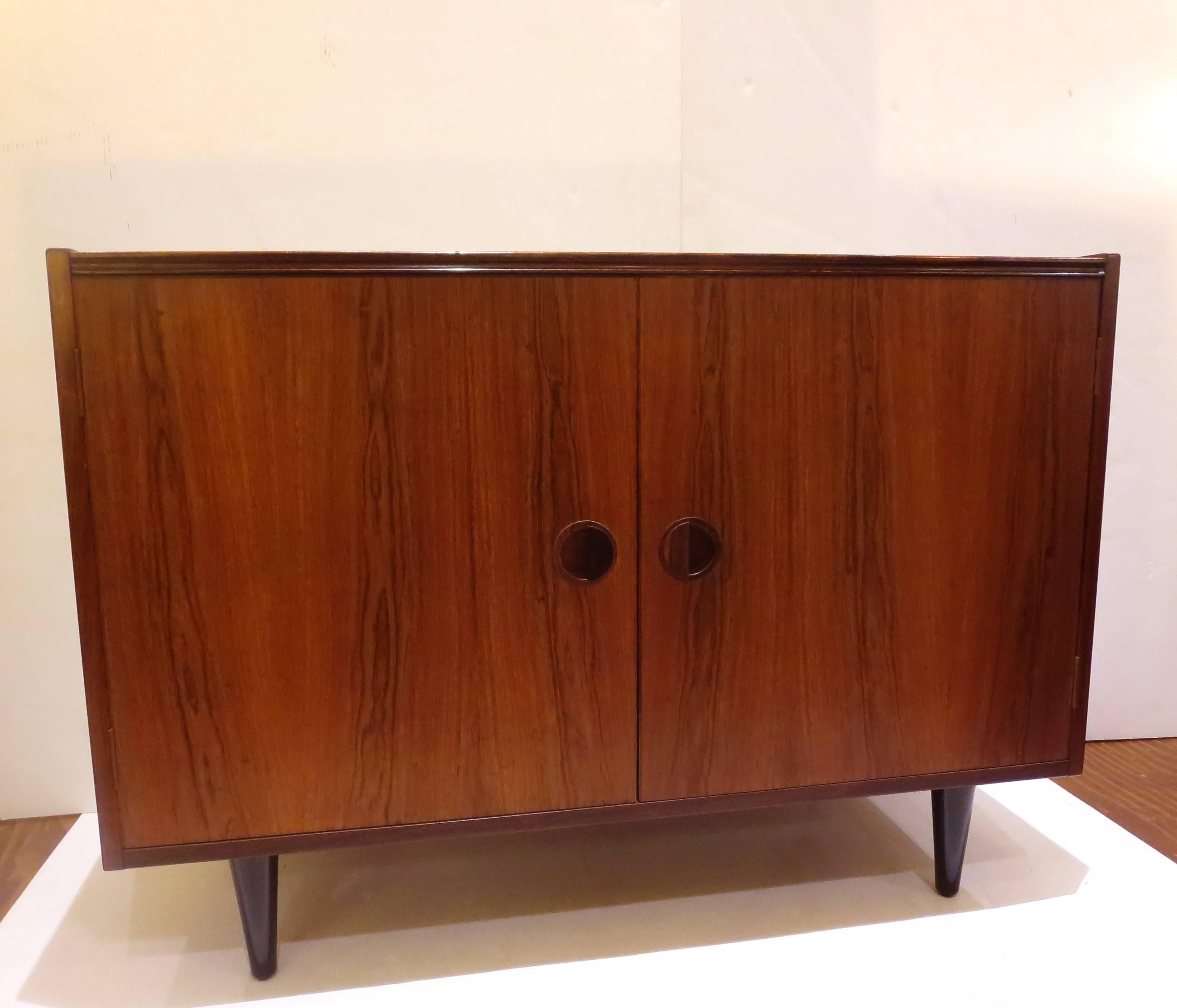 1950s Rosewood Small Double-Door/Lift Top Cabinet by Poul Hundevad In Excellent Condition In San Diego, CA