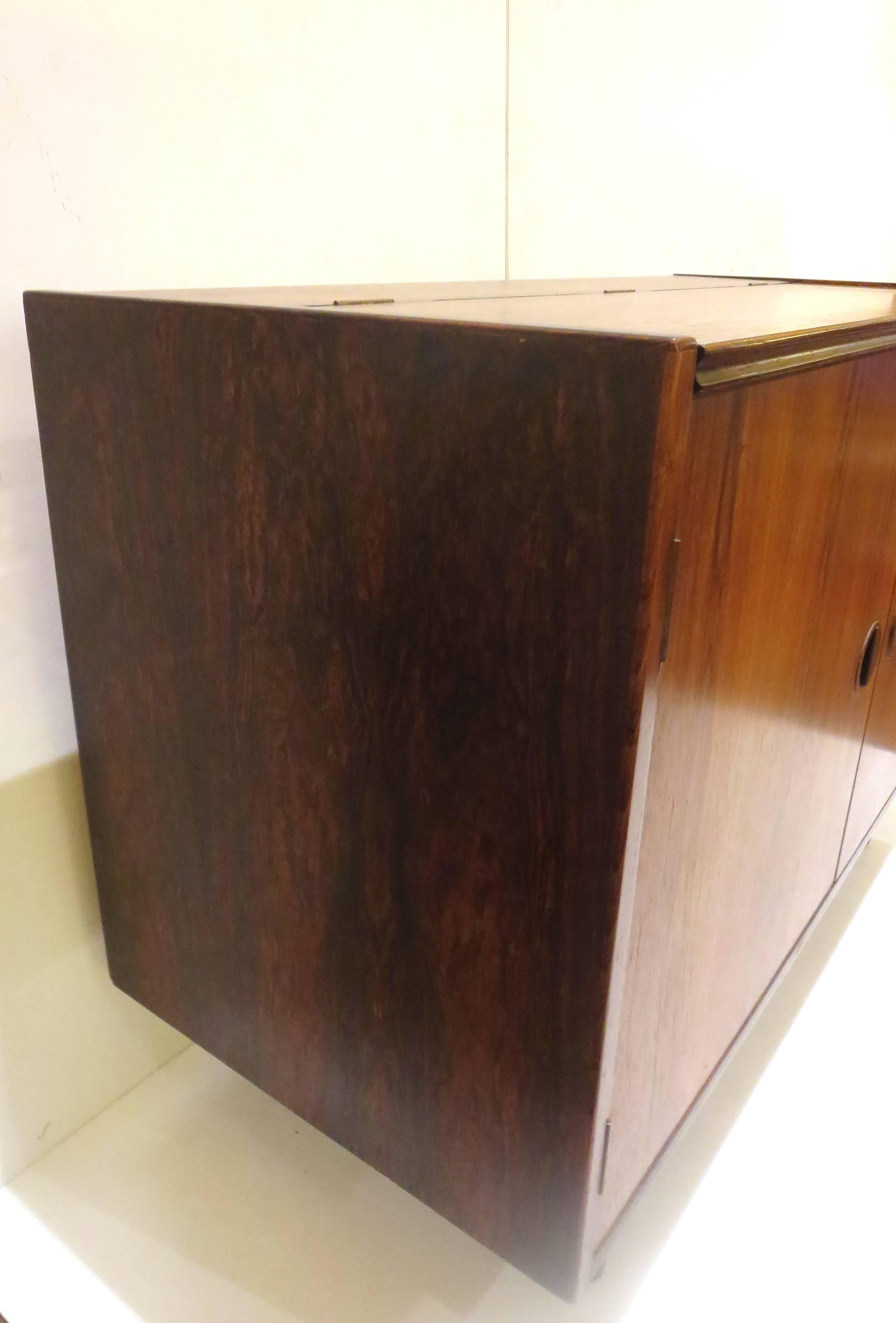 1950s Rosewood Small Double-Door/Lift Top Cabinet by Poul Hundevad 3