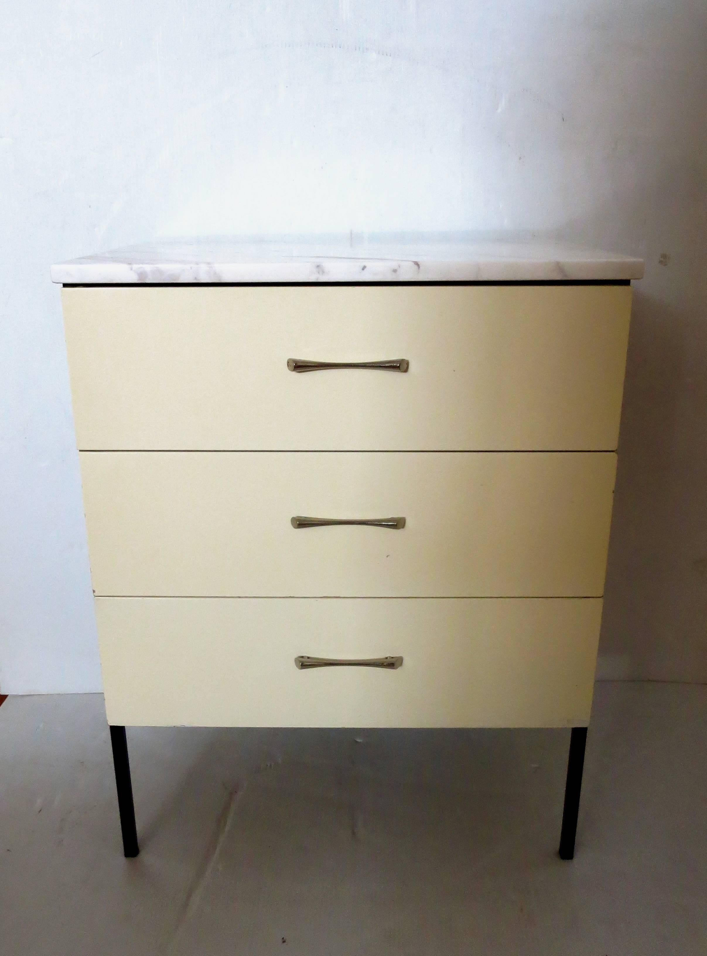 American Rare Set of 1950s Petite Dressers Dreswith Marble Top by Vista of California