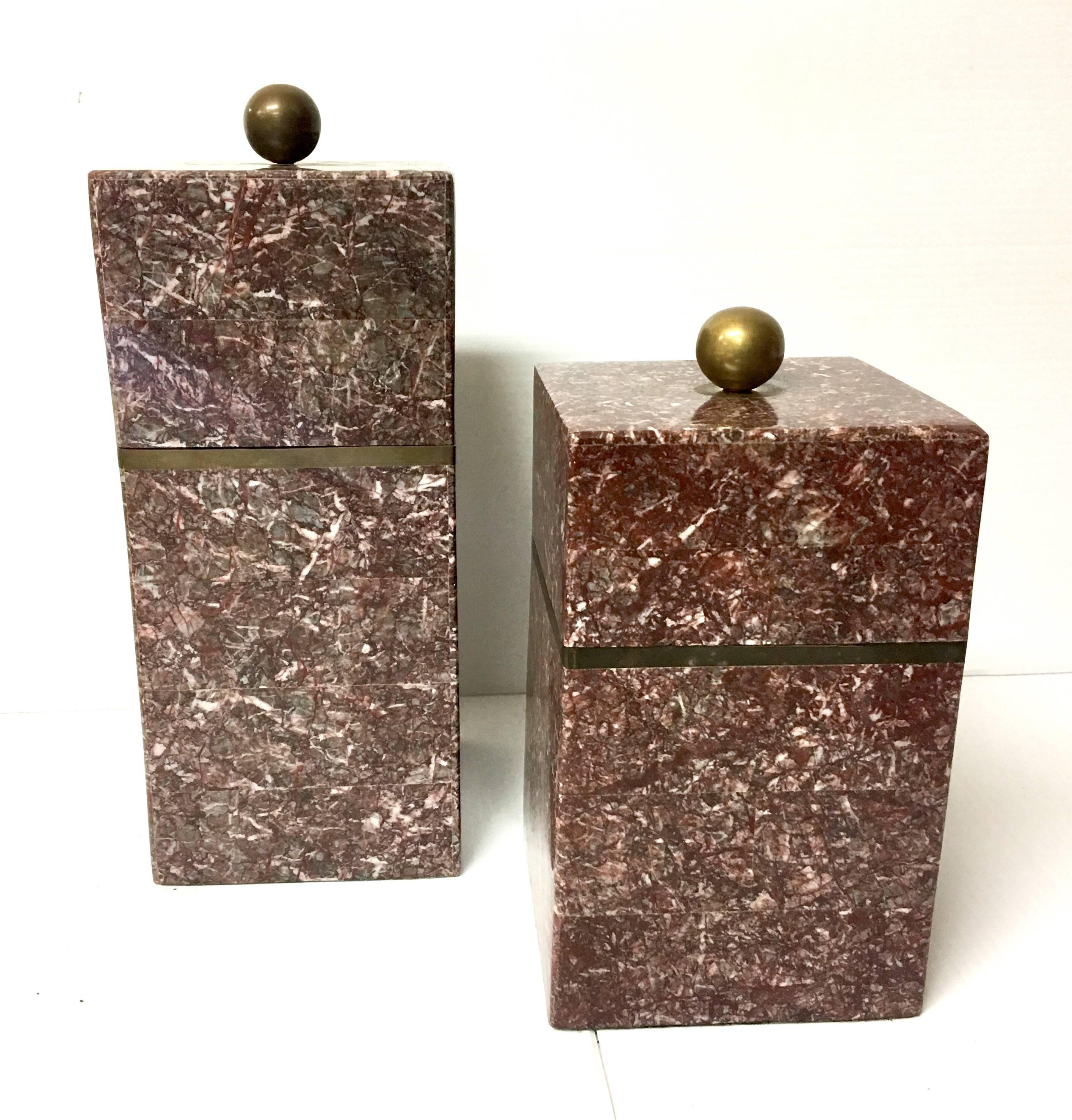 Elegant pair of marble and brass boxes / canisters by the Marquis of Beverly Hills collection, circa 1980s.