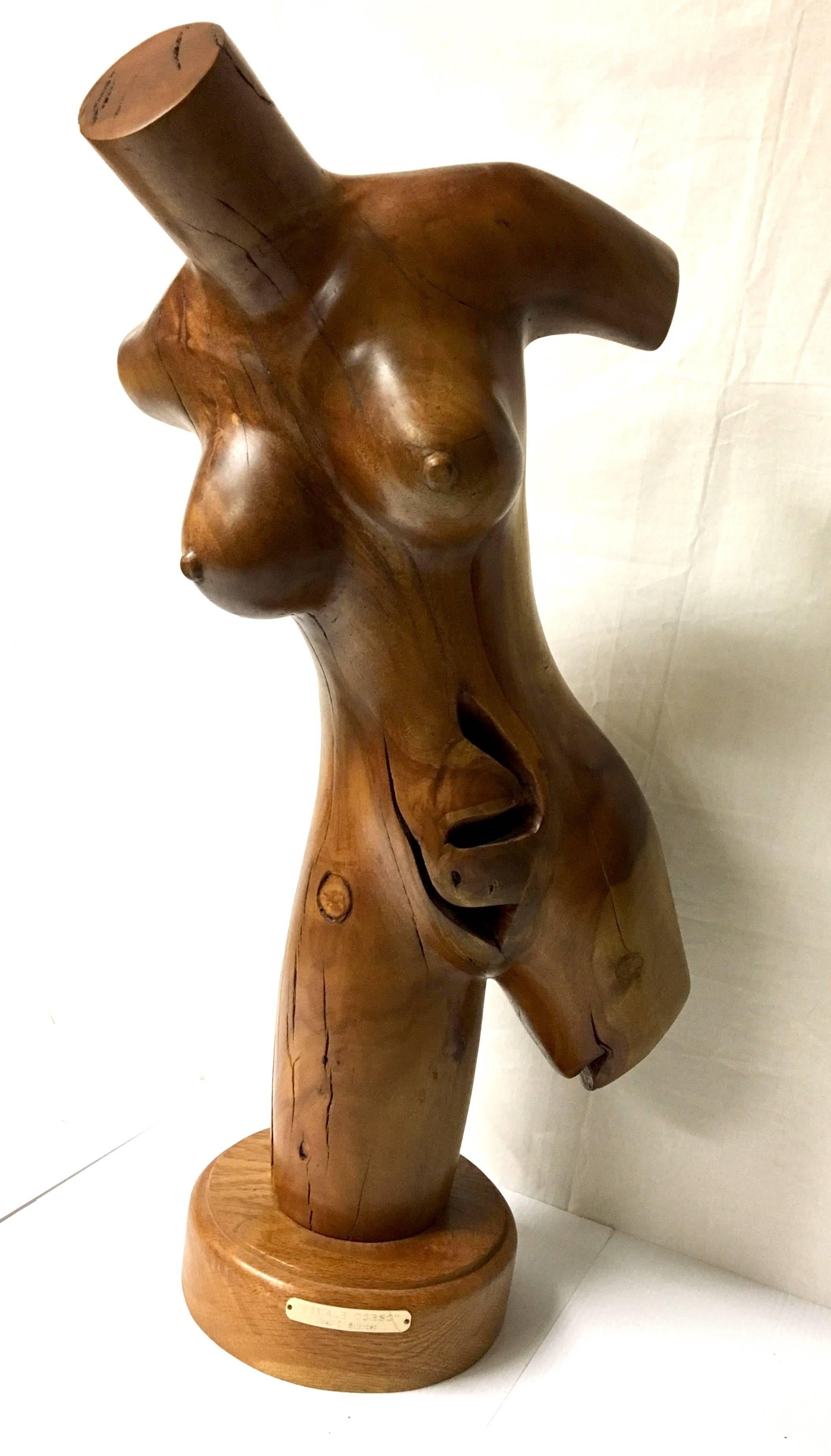 Großer nackter weiblicher Torso Skulptur handgeschnitzt in Holz von kalifornischem Künstler (amerikanisch) im Angebot